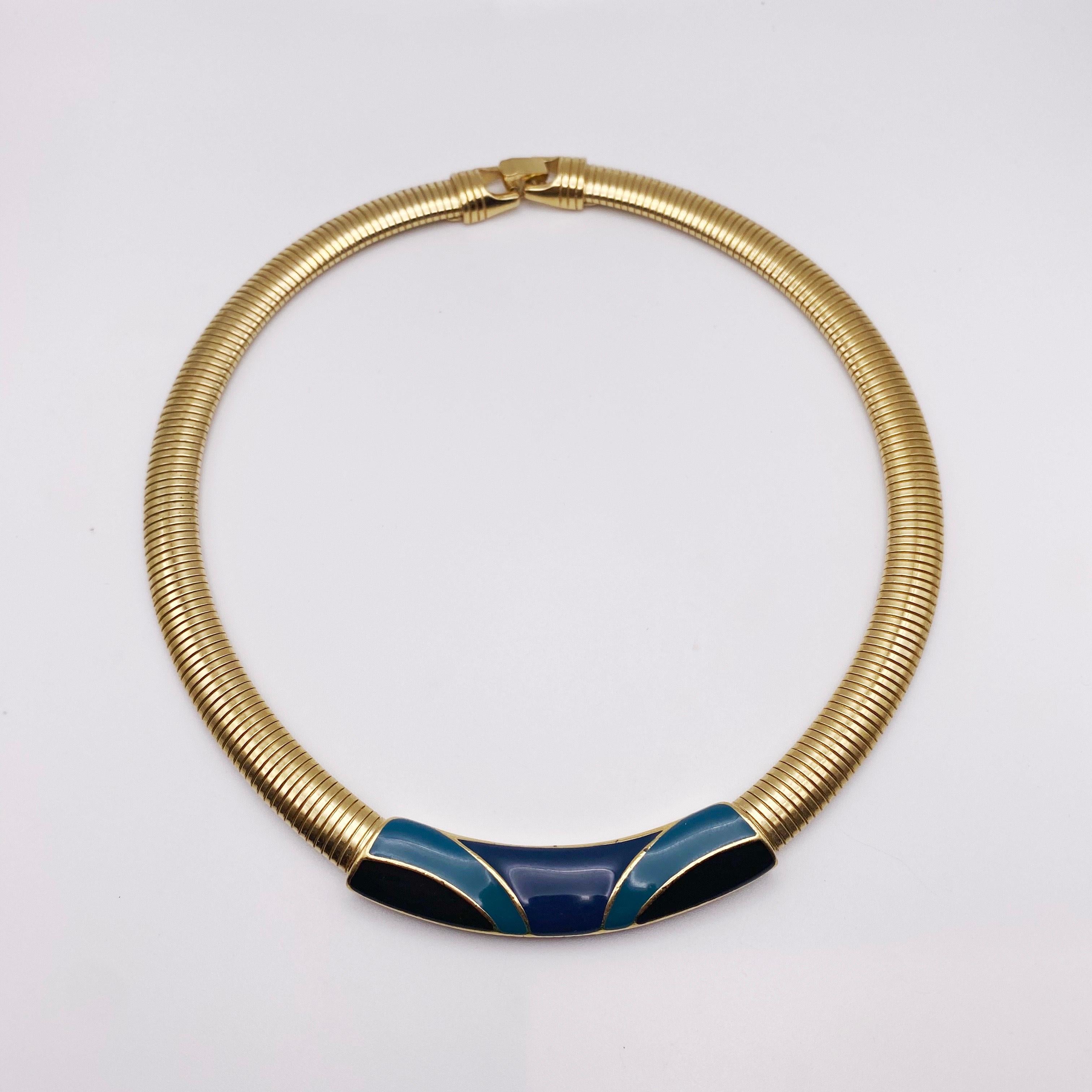 Women's Vintage Trifari Omega Necklace