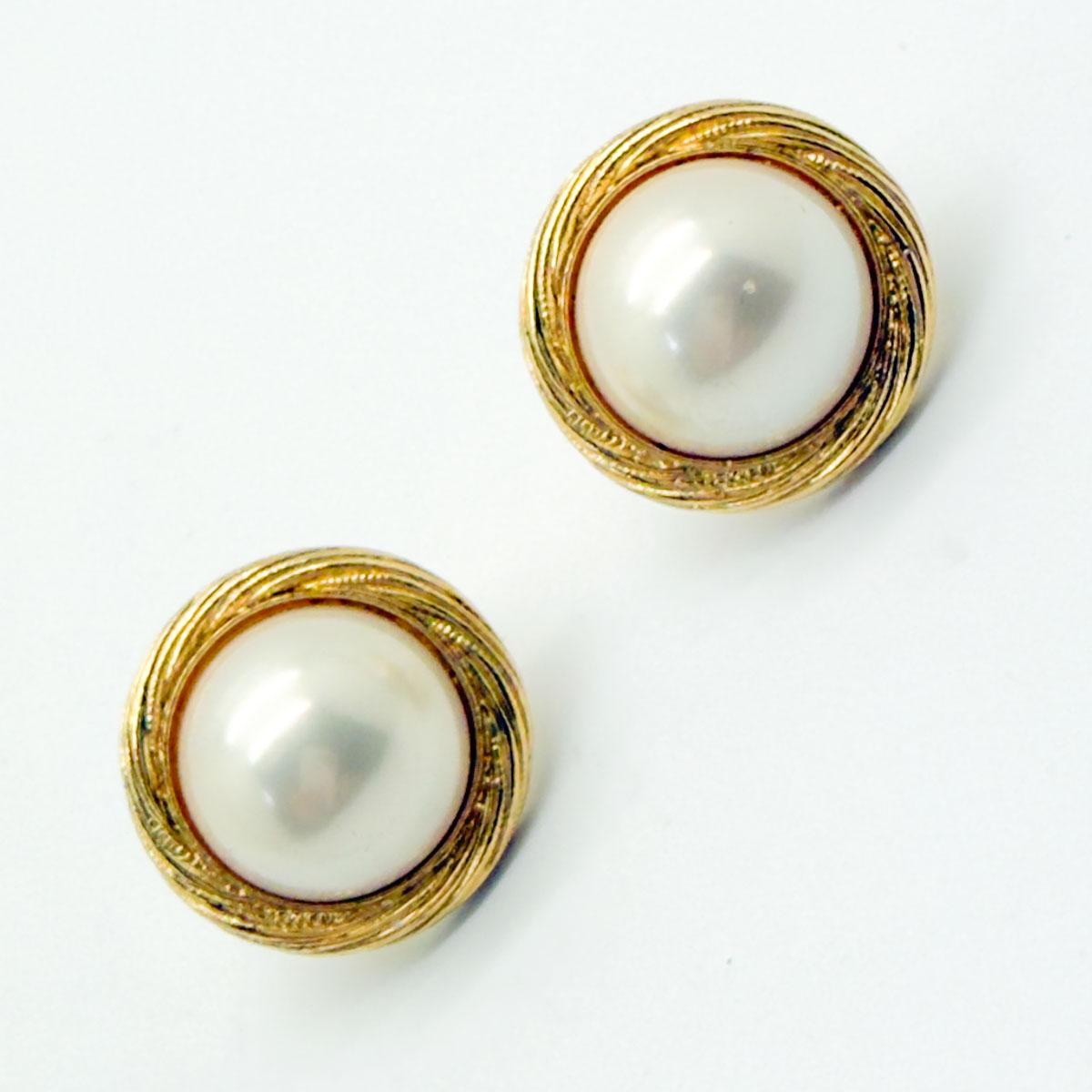 Vintage Trifari Perlenohrstecker 1970er im Zustand „Gut“ im Angebot in Wilmslow, GB