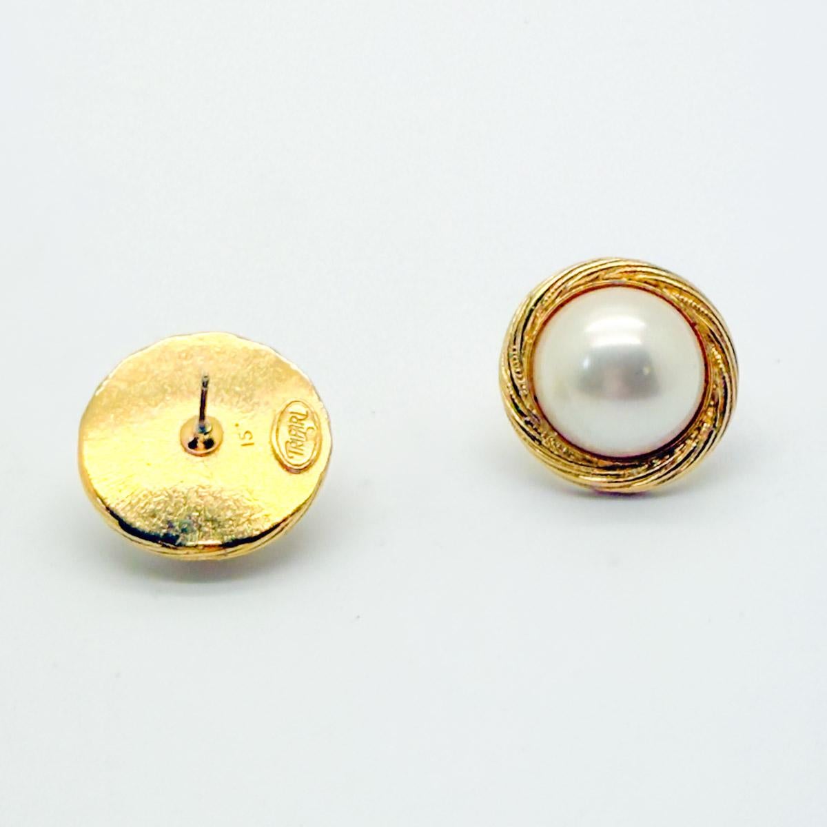 Vintage Trifari Perlenohrstecker 1970er im Angebot 1