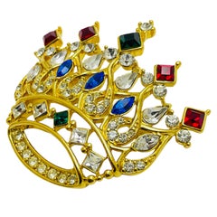Vintage TRIFARI signed gold tone crown royal jewel rhinestone designer brooch