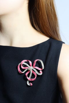 Vintage Trifari Silver Tone Pink Enamel Rhinestone Brooch