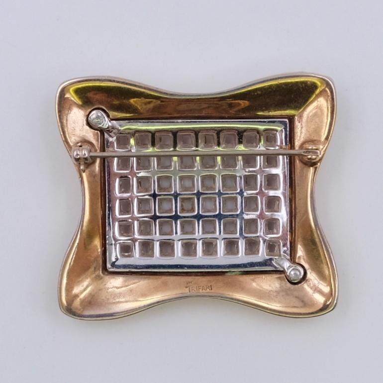 Vintage Trifari Square Brooch With Rhinestones 1950's In Good Condition In Austin, TX