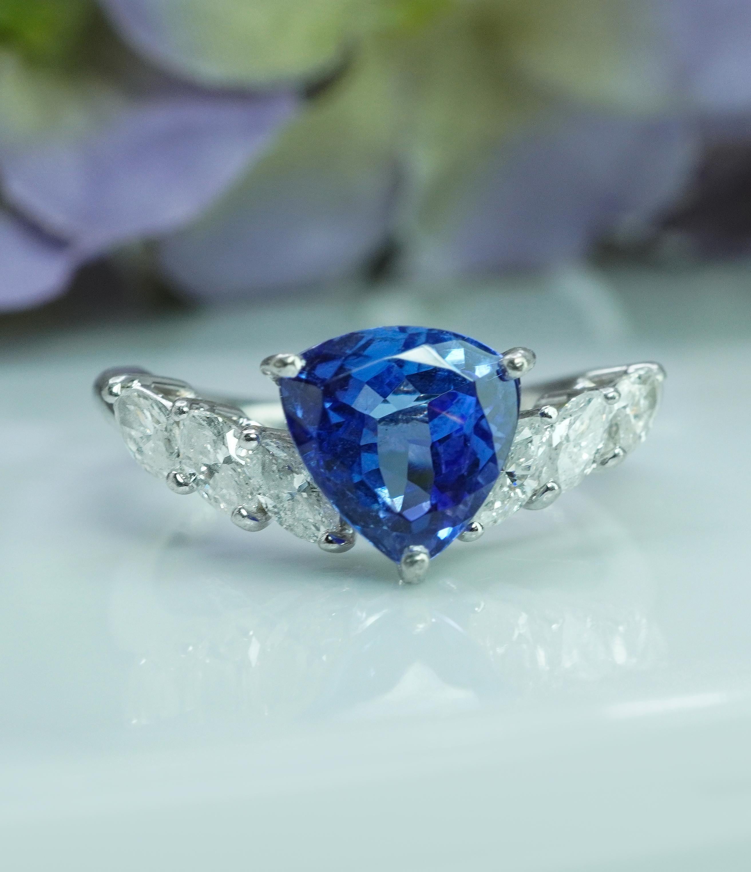 Women's Vintage Trillion Gem Tanzanite Marquise Diamond Platinum Chevron Ring Estate For Sale