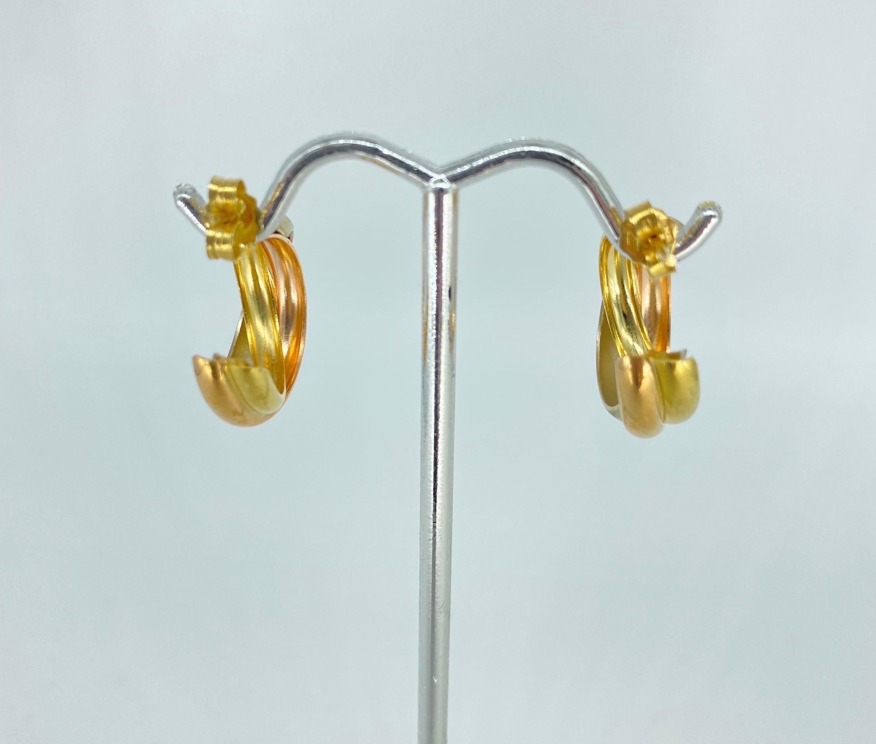 Vintage Trinity Interlaced Rose Weiß Gelb 18k Gold Hoop Ohrringe Damen im Angebot