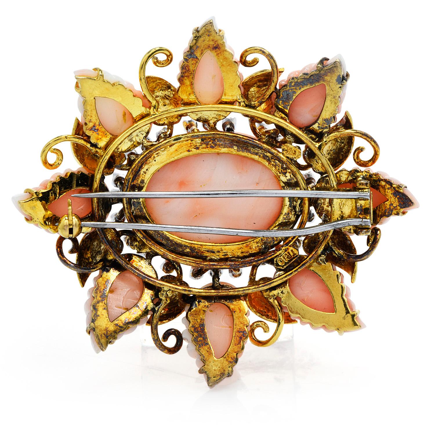 Vintage Trio Diamond Pink Coral 18K Gold Flower Star Large Brooch Pin In Excellent Condition For Sale In Miami, FL