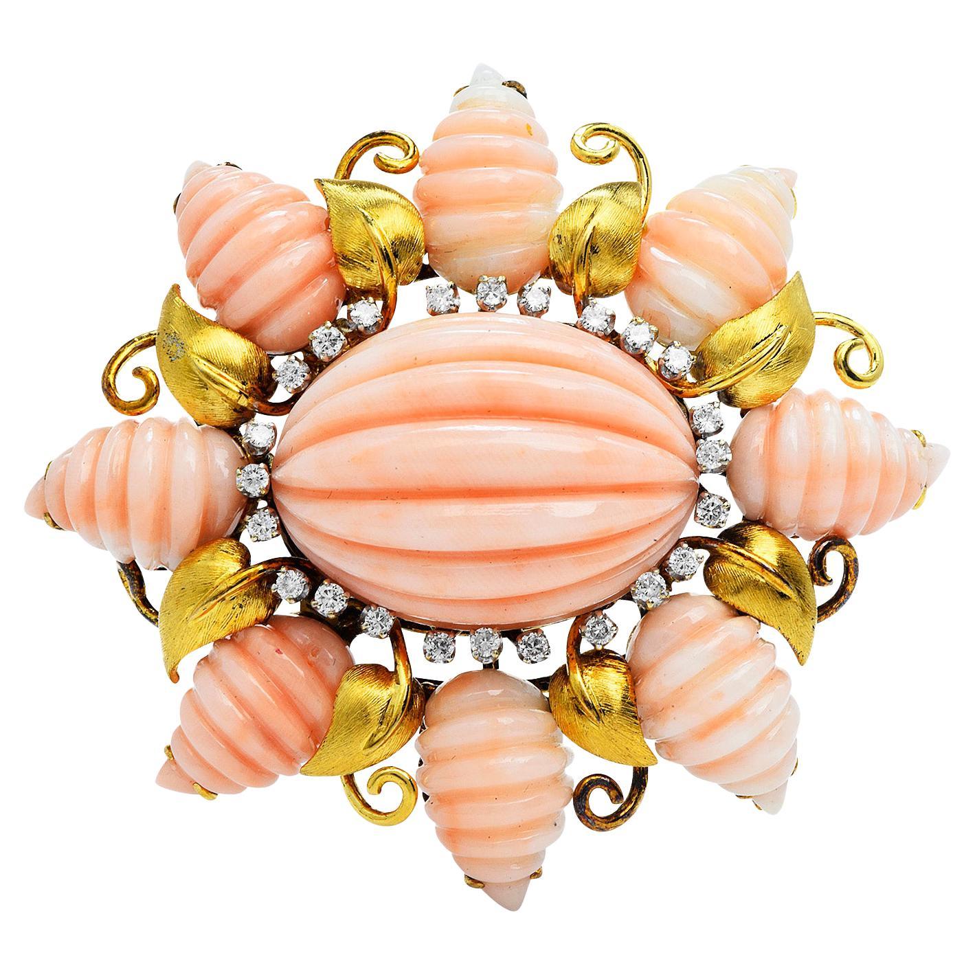 Vintage Trio Diamond Pink Coral 18K Gold Flower Star Large Brooch Pin For Sale