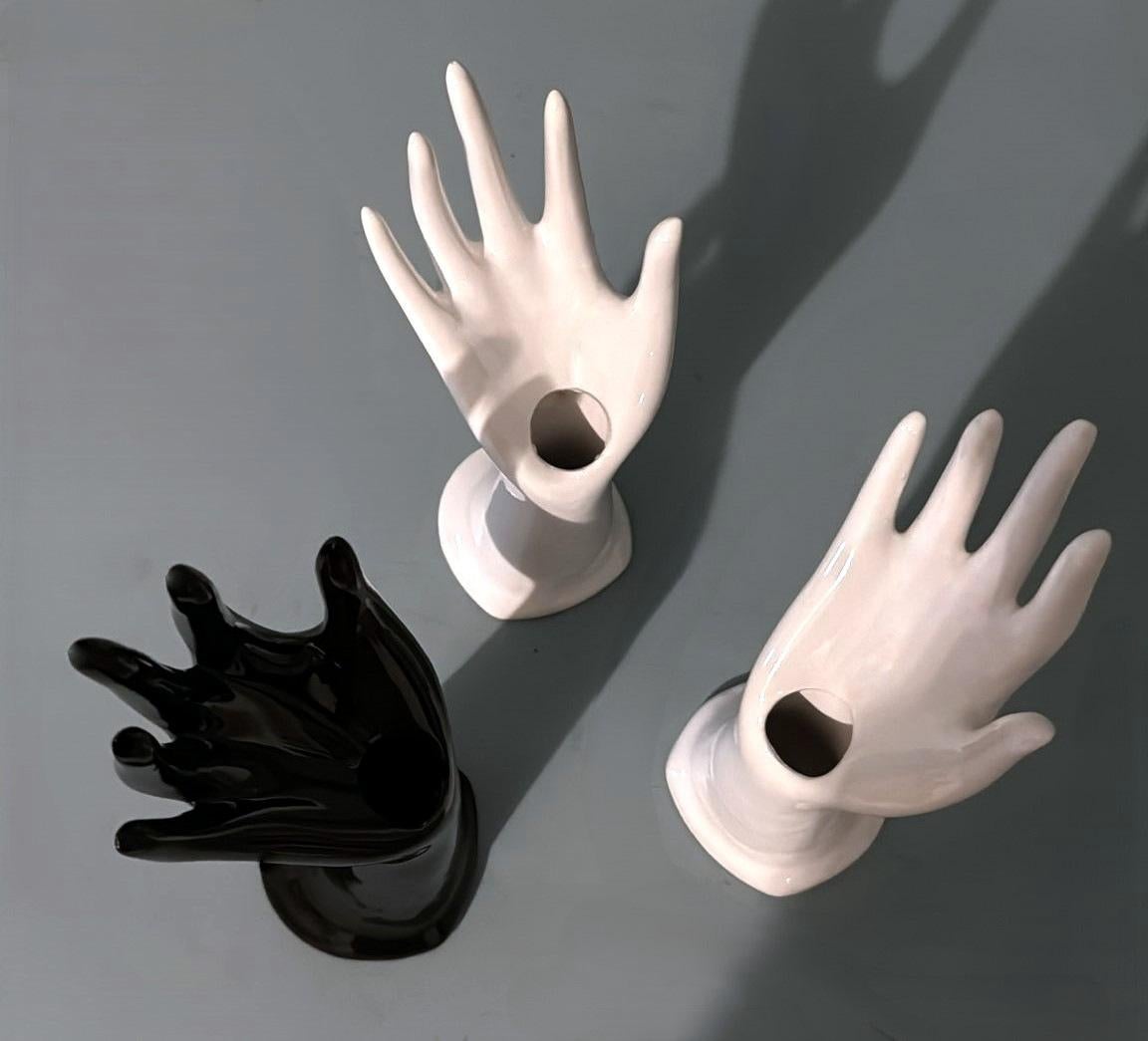 Vintage Trio Of Porcelain Flower/Ring Hands In Good Condition For Sale In Prato, Tuscany