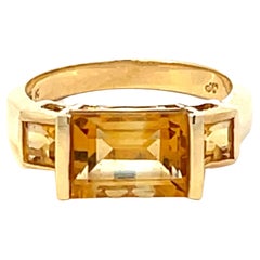 Anillo Vintage Triple Citrino en Oro Amarillo de 14k