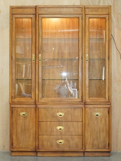 VINTAGE TRIPLE SPOT LiGHT MILITARY CAMPAIGN DREXEL HERITAGE CABINET BOOKCASE