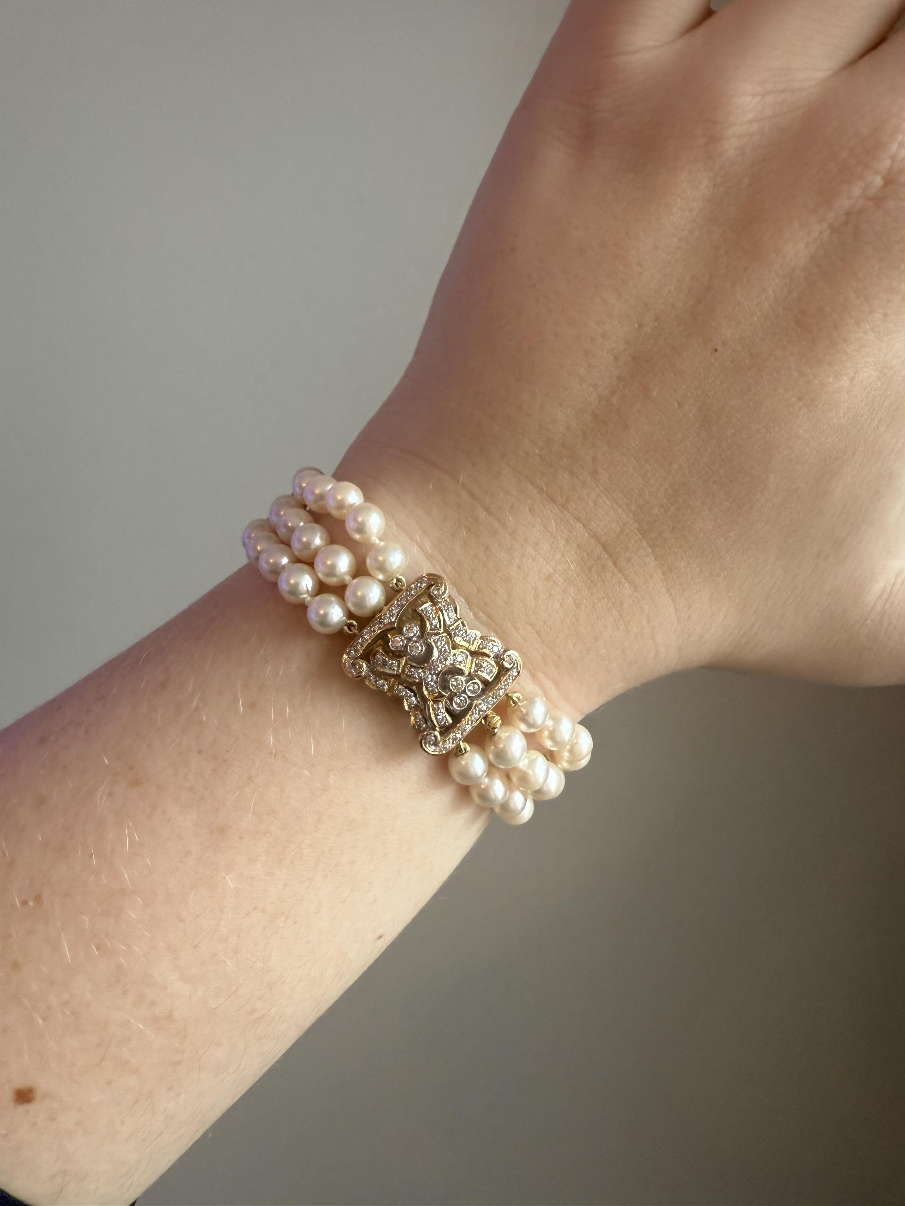Vintage Triple Strand Perlenarmband Diamant Verschluss 14K Gelbgold (Zeitgenössisch) im Angebot