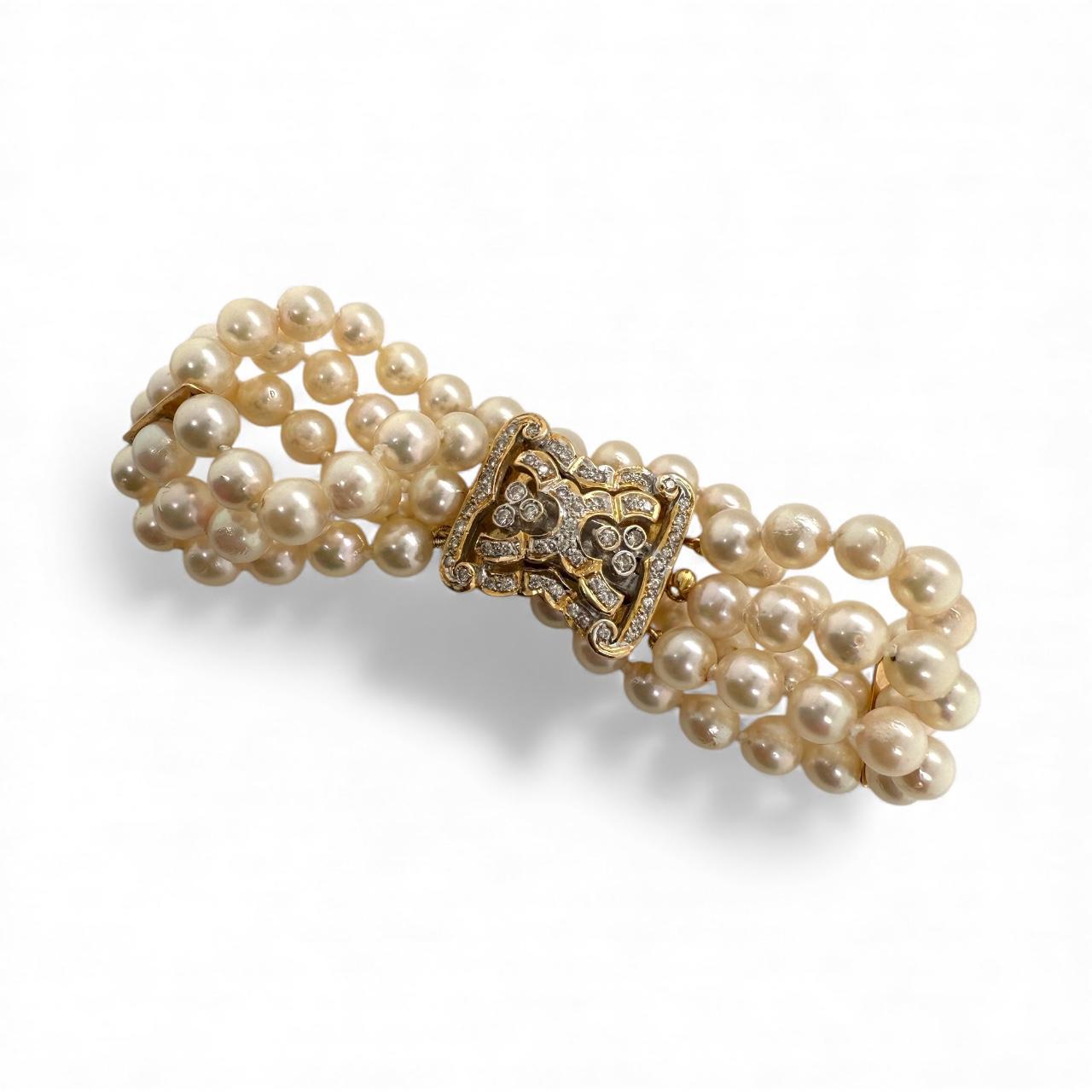 Vintage Triple Strand Perlenarmband Diamant Verschluss 14K Gelbgold im Zustand „Gut“ im Angebot in Montgomery, AL