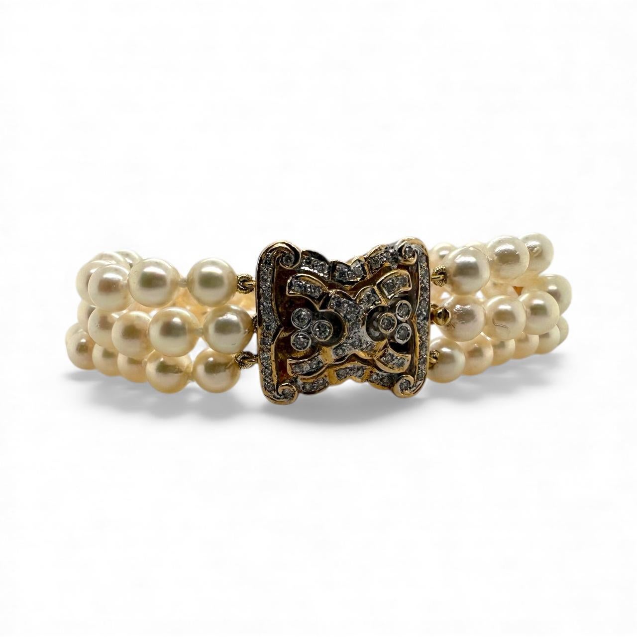 Vintage Triple Strand Perlenarmband Diamant Verschluss 14K Gelbgold im Angebot 2