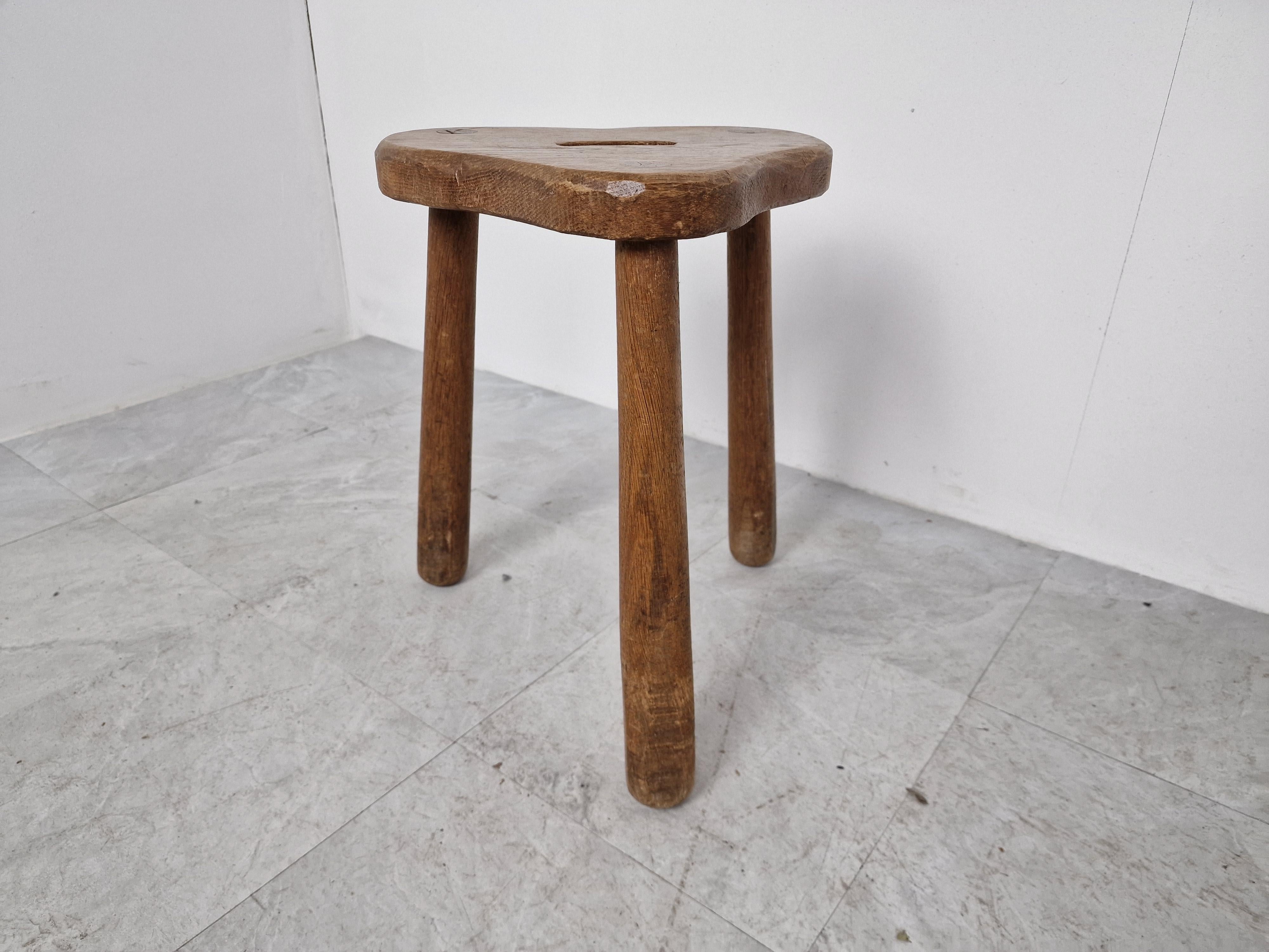 Vintage Tripod Farm Stool, 1950s In Good Condition In HEVERLEE, BE