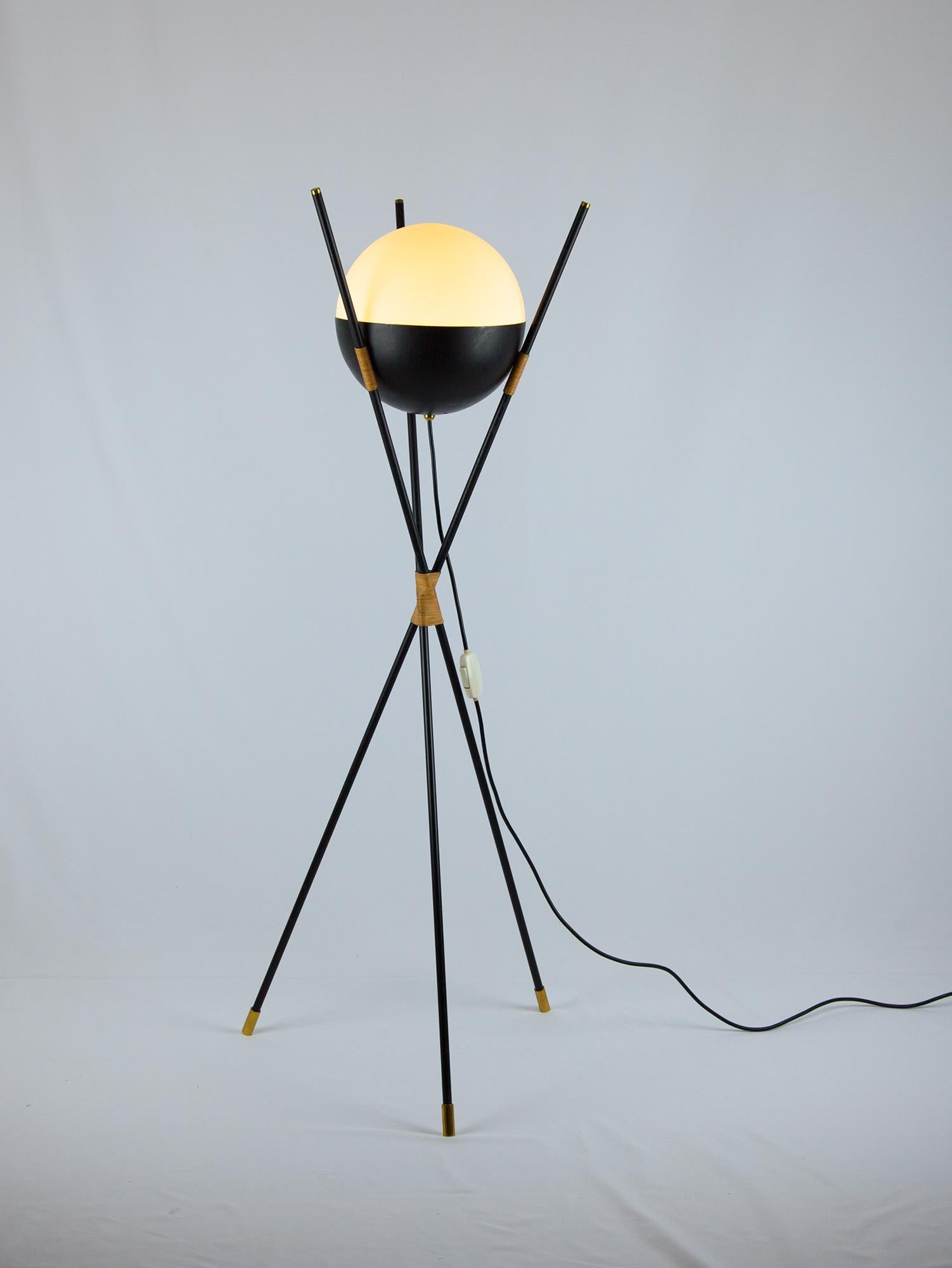 Mid-Century Modern Vintage Tripod Floor Lamp, Angelo Brotto for Esperia, Italy, 1960s