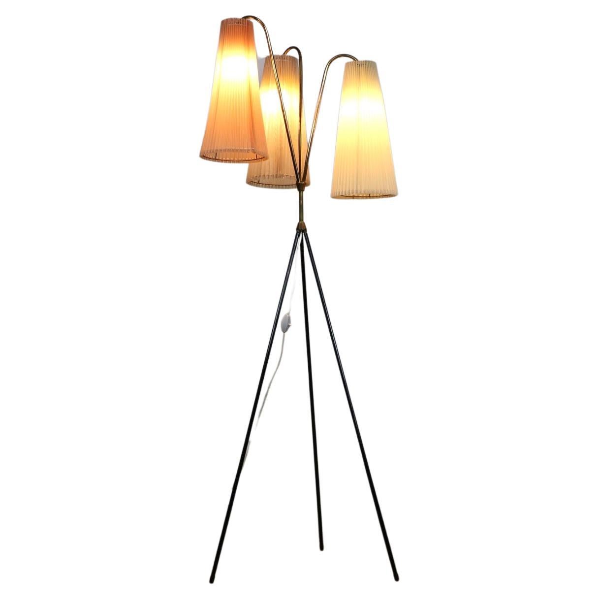 Vintage Tripod Floor Lamp in Brass and Plisse, 1950s For Sale