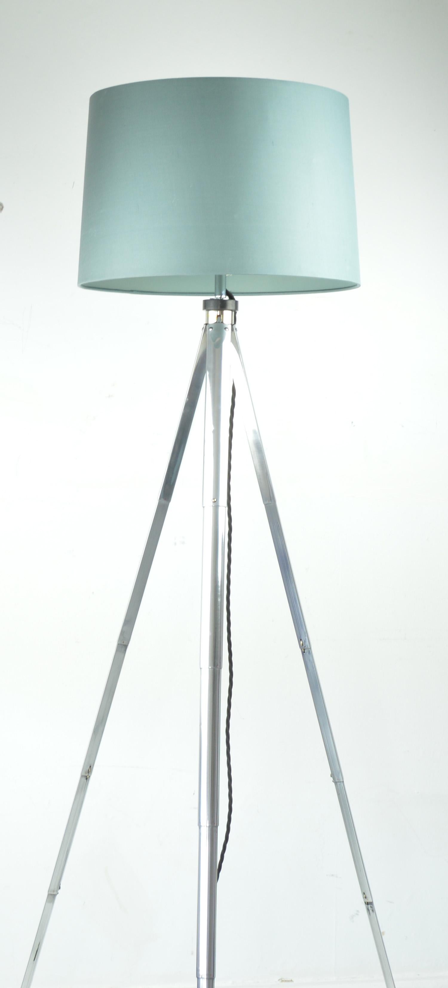 Industrial Vintage Tripod Floor Light, English, Mid-20th Century