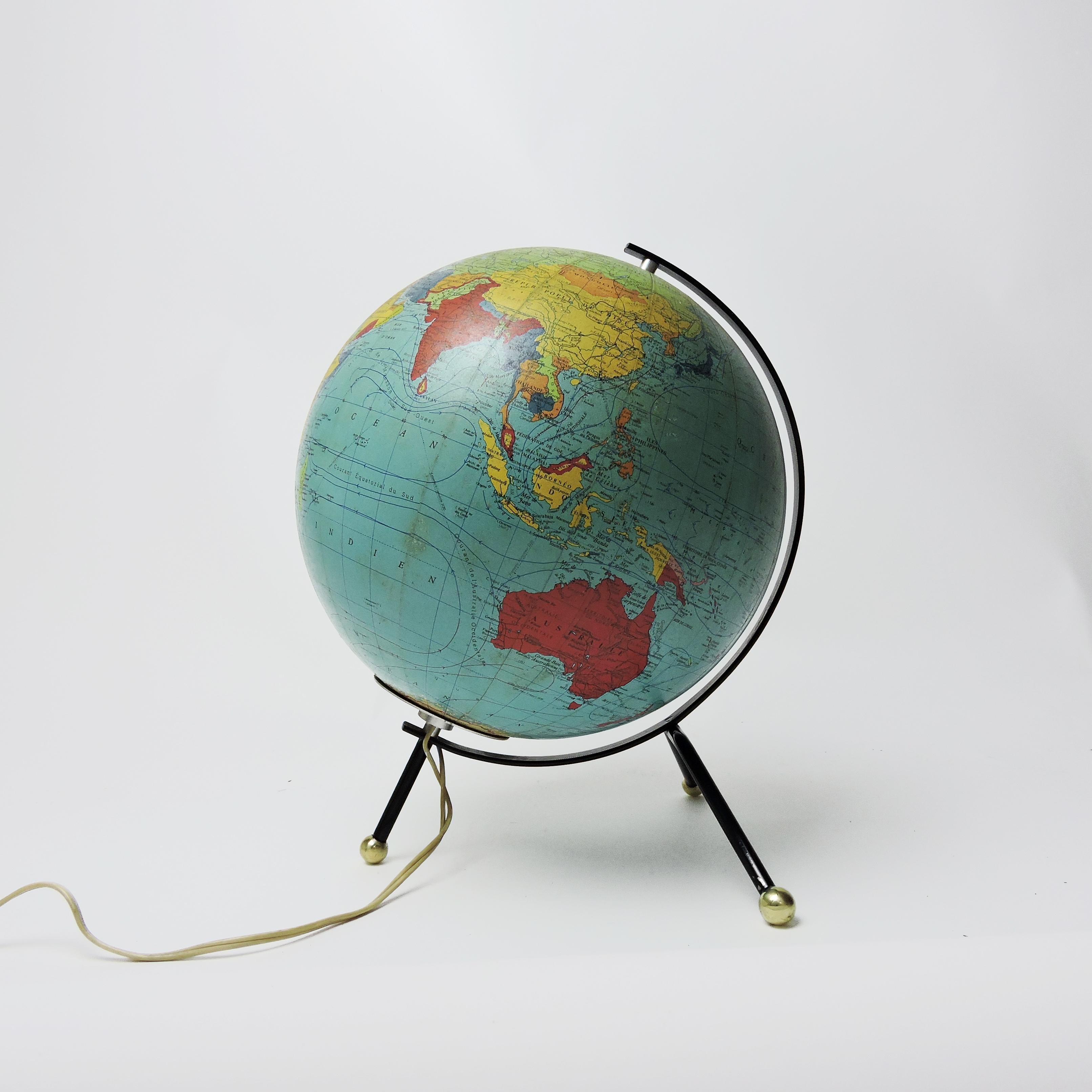 Metal Vintage Tripod Glowing Earth Globe by Cartes Taride, 1966 For Sale