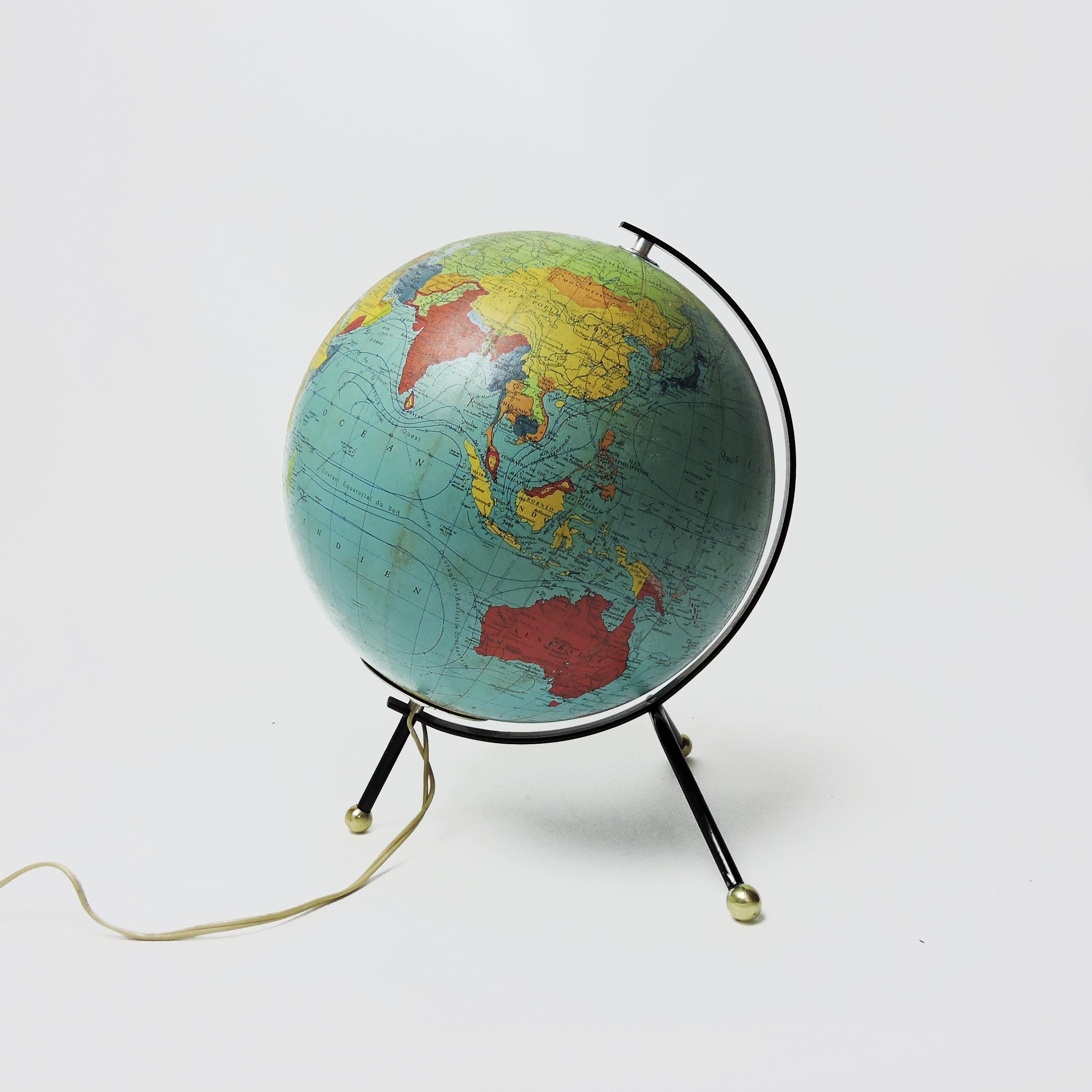 Vintage Tripod Glowing Earth Globe by Cartes Taride, 1966 For Sale 1