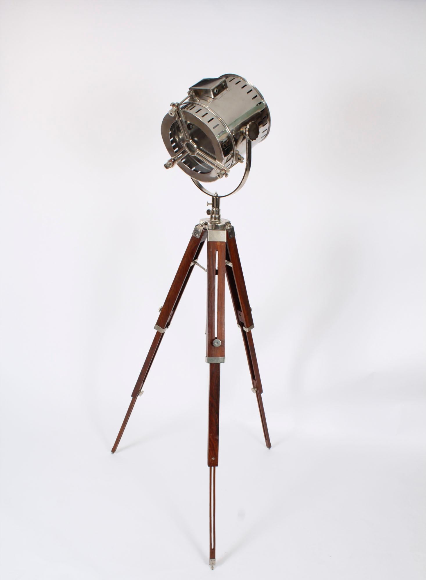 Vintage Tripod Searchlight Standing Floor Lamp Late 20th Century  For Sale 7
