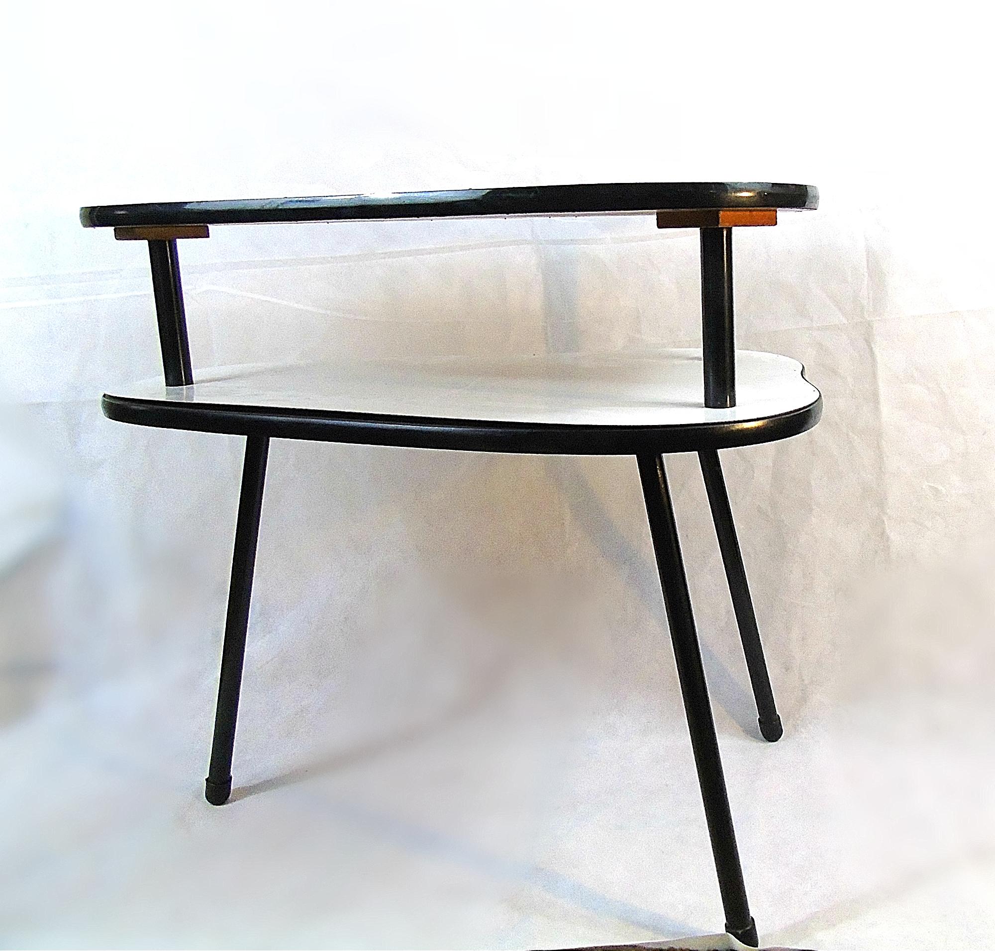 Vintage Tripod Side Table, 1960s (Mitte des 20. Jahrhunderts)