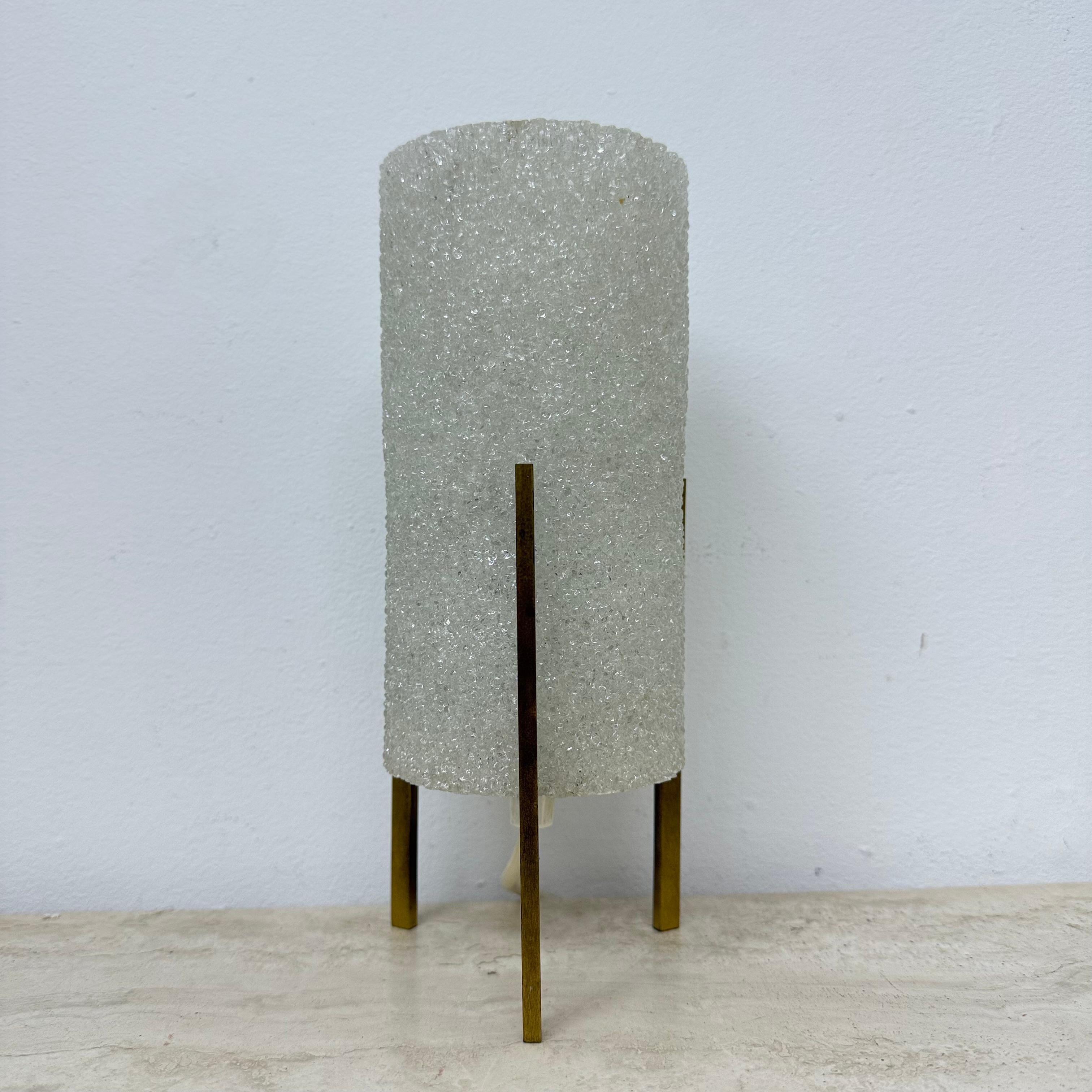 Vintage tripod sugar rocket table lamp , 1970s In Good Condition For Sale In Delft, NL
