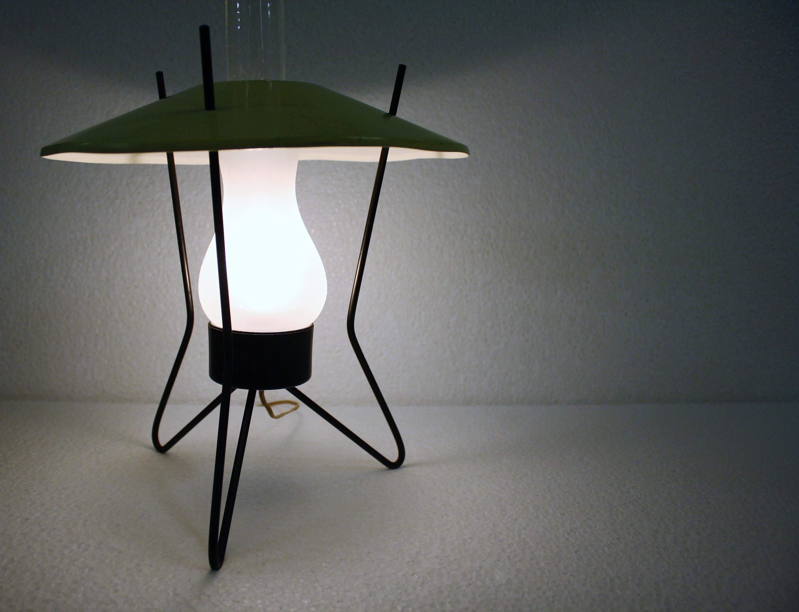 Metal Vintage Tripod Table Lamp, 1950s
