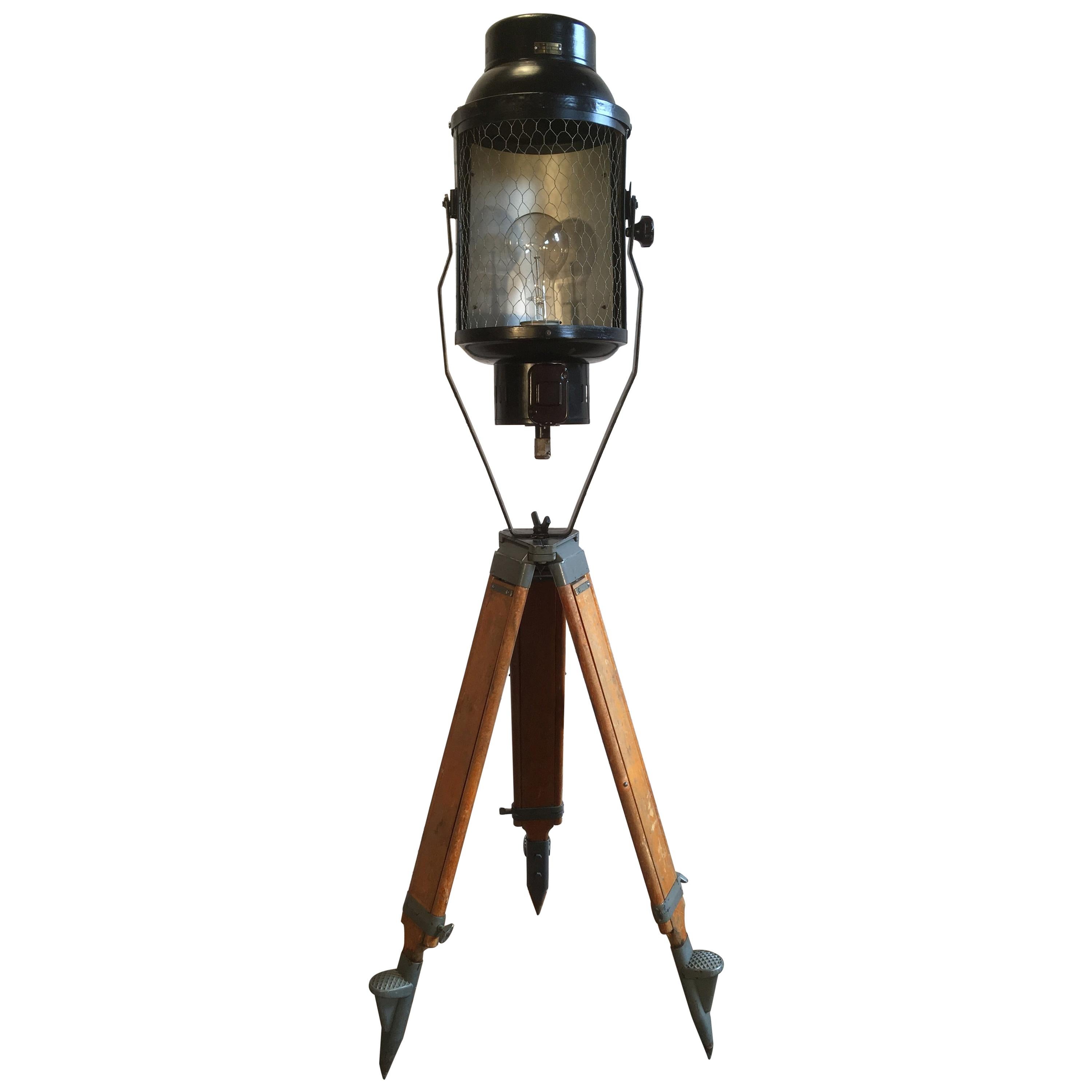 Lampadaire, lampe de théâtre - projecteur - trépied