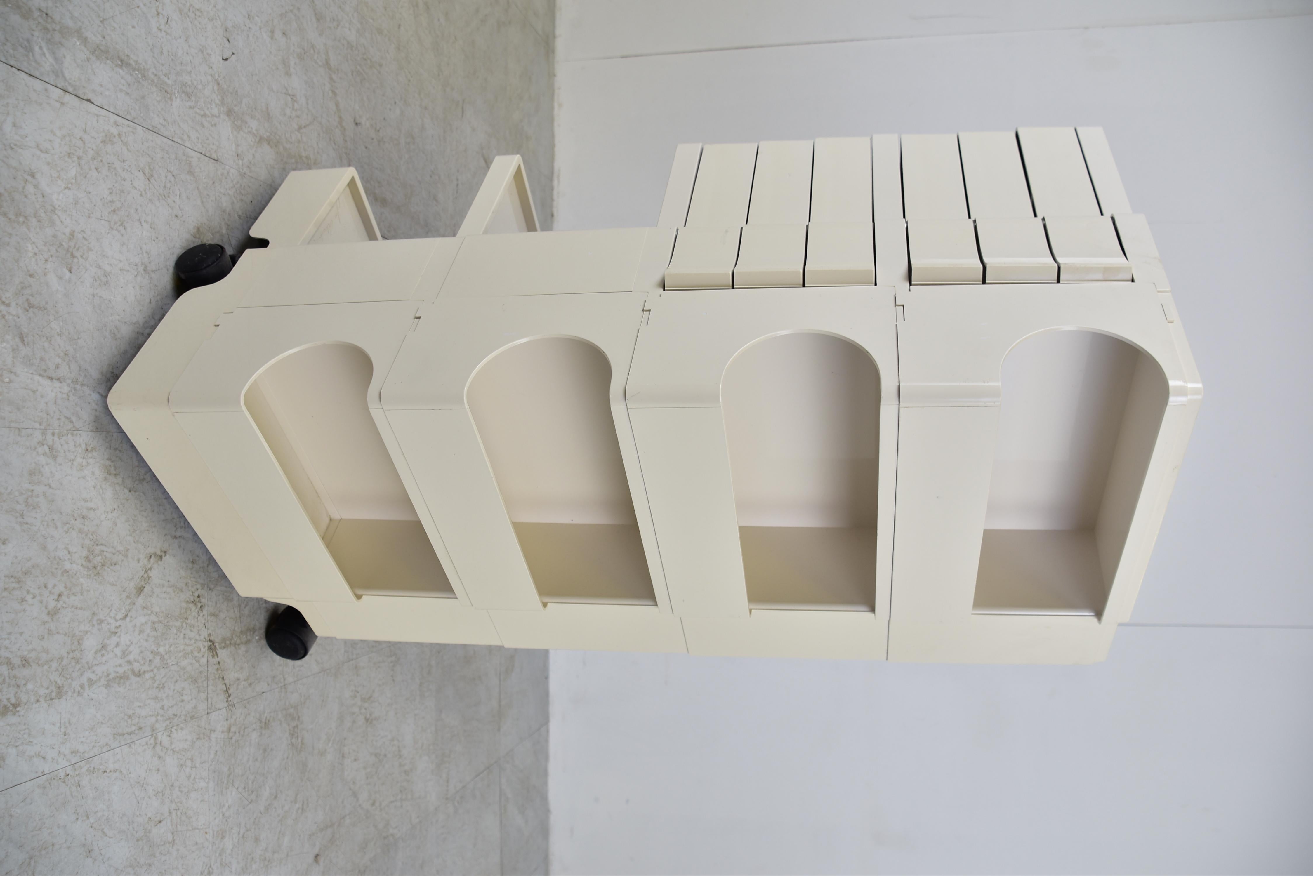 Vintage Trolley by Joe Colombo, 1970s In Good Condition In Leuven, Vlaams Gewest
