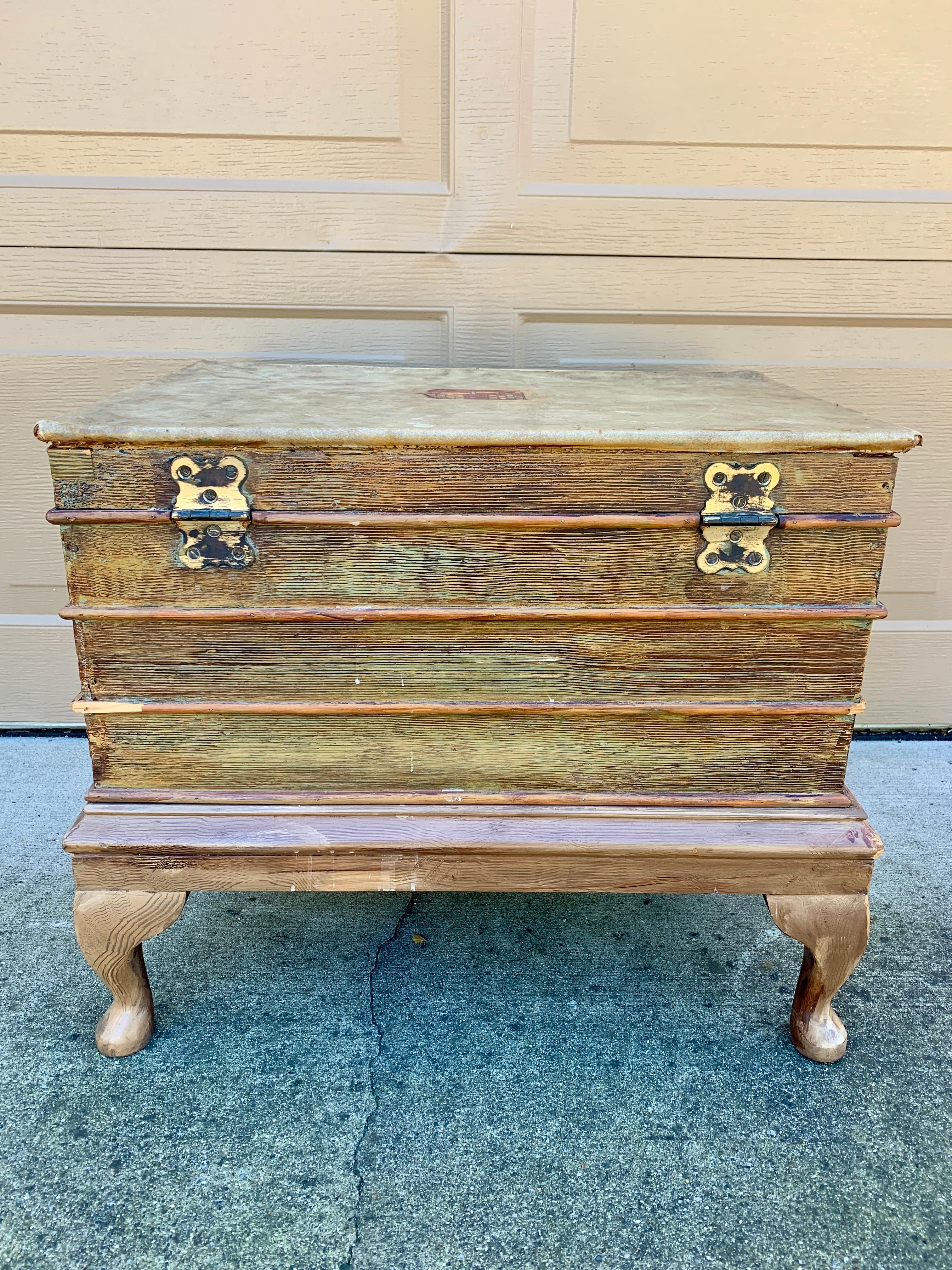 Vintage Trompe l'Oeil Faux Stack of Books Side Table For Sale 8