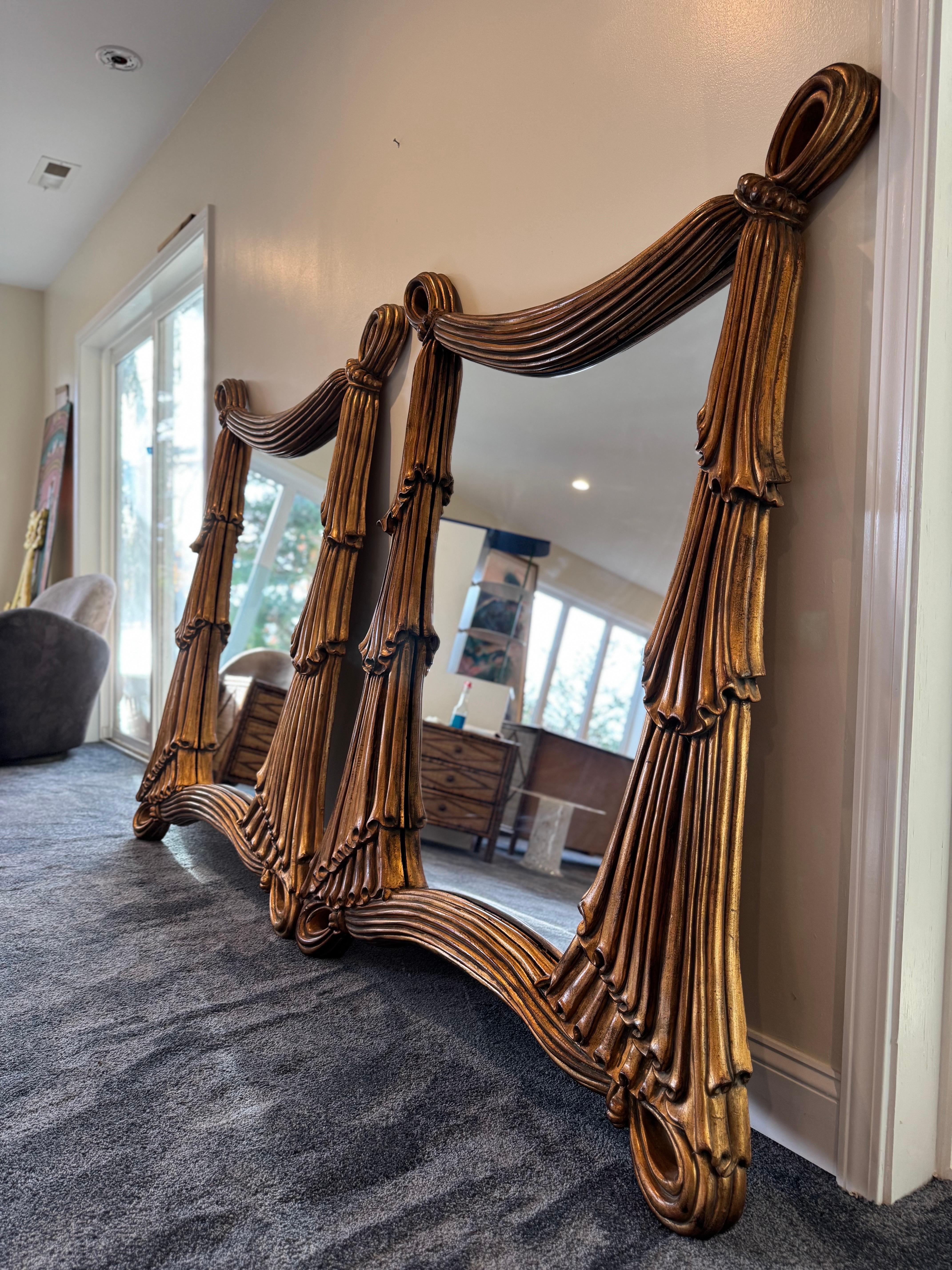 Specchi d'epoca Trompe L'Oeil Hollywood Regency Drape Swag - una coppia in vendita 8