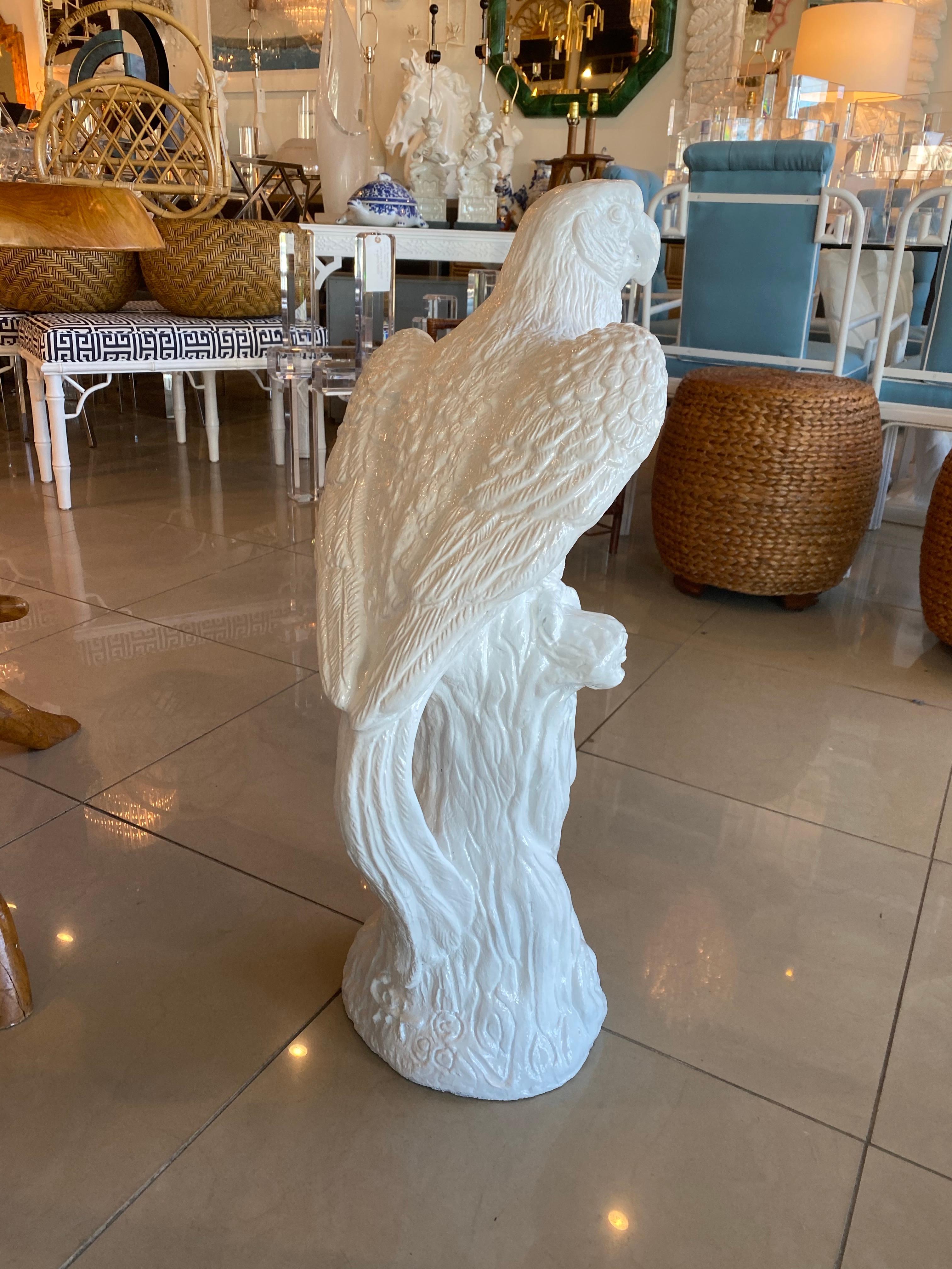 Hollywood Regency Vintage Tropical Concrete White Lacquered Parrot Bird Statue For Sale