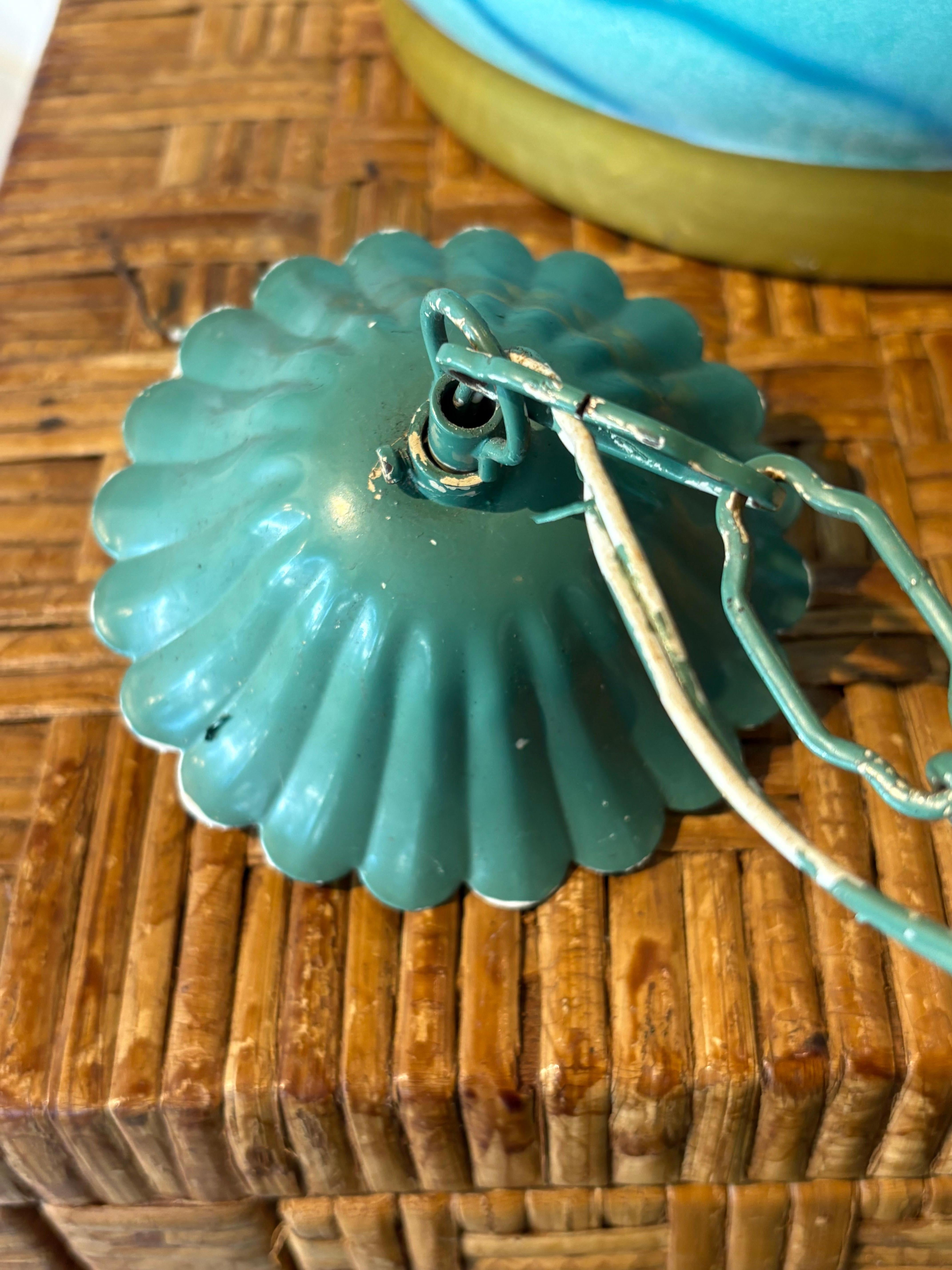 Araña Vintage Tropical Verde Tole Metal Palm Beach Leaf 5 Light Coastal en venta 8