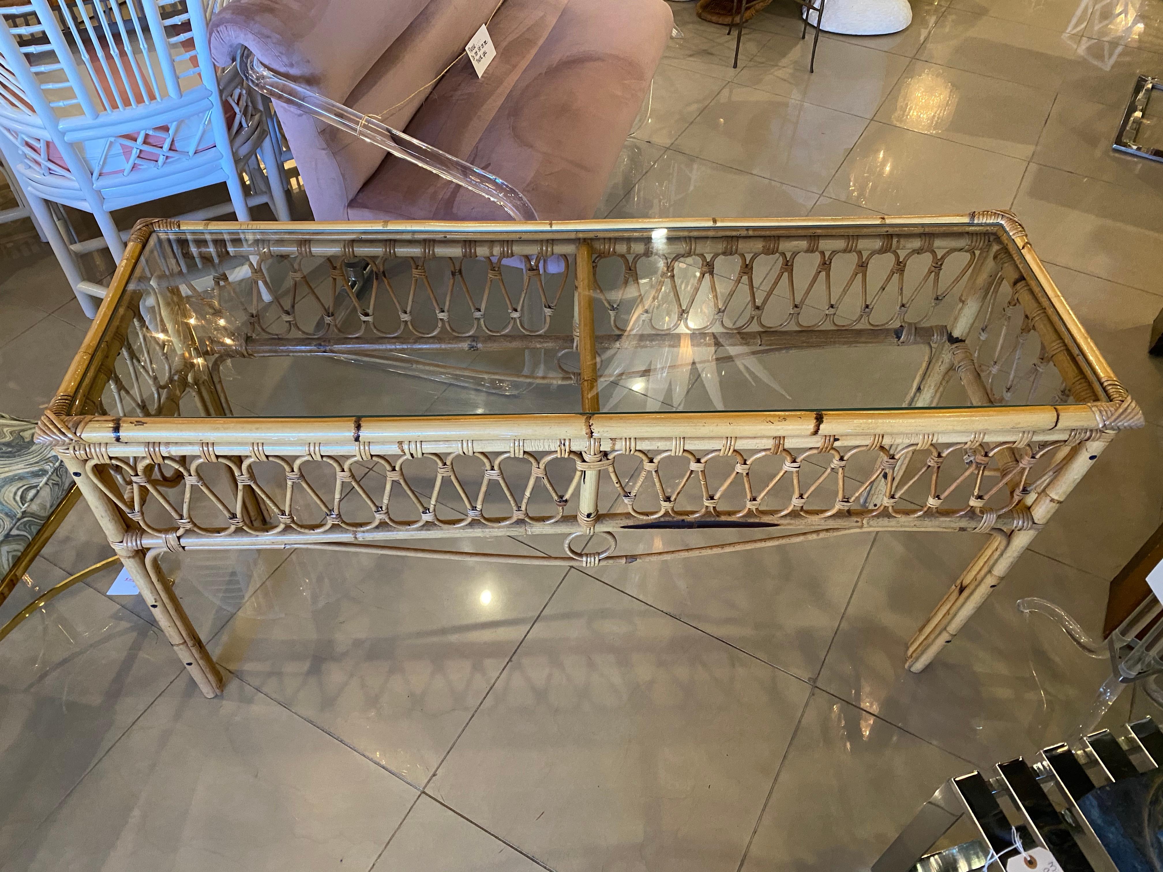 Vintage Tropical Palm Beach Rattan Console Sofa Table Glass Top In Good Condition In West Palm Beach, FL