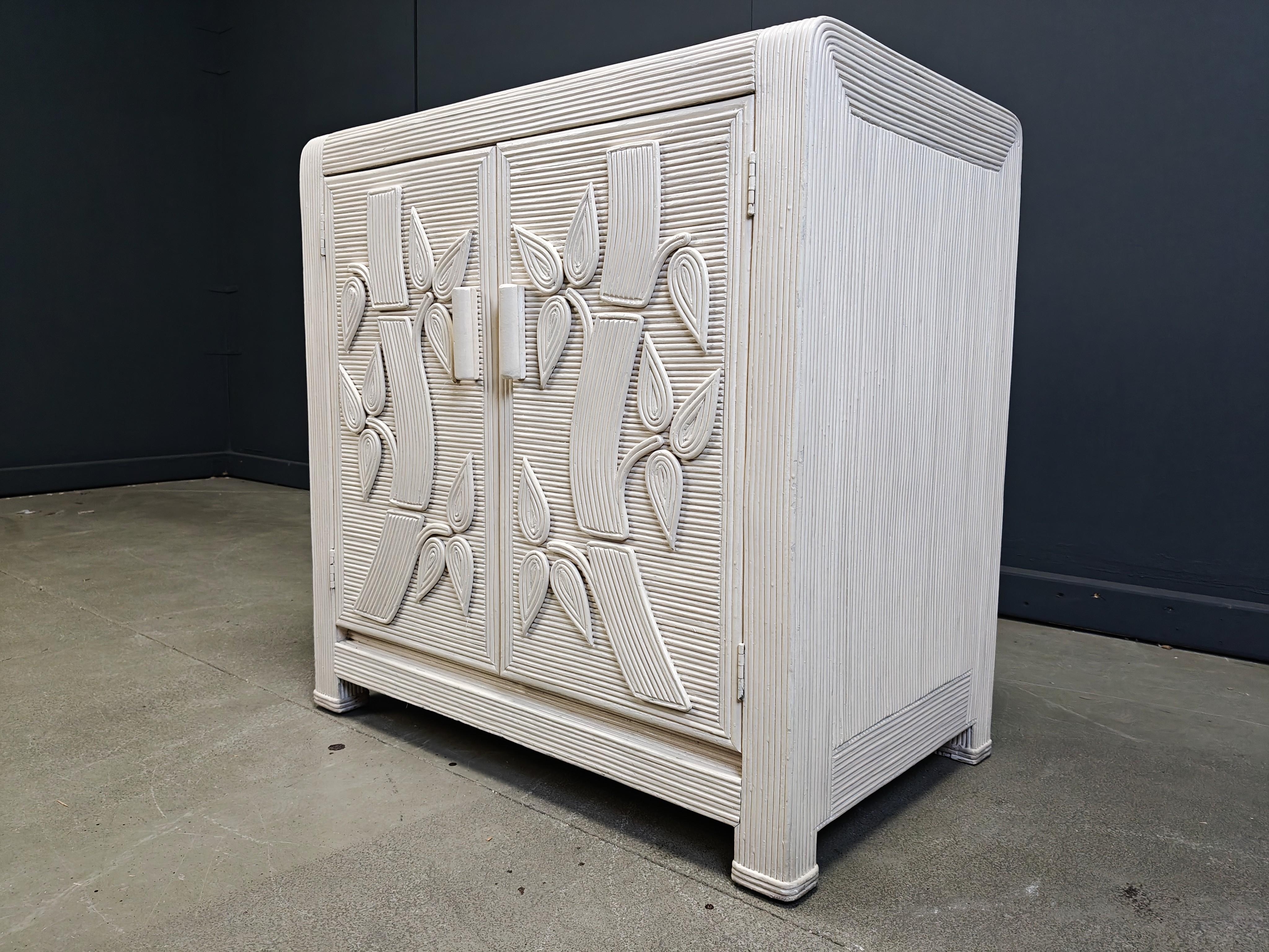 Fine XX secolo Armadio tropicale d'epoca a canne spaccate, anni '70 in vendita