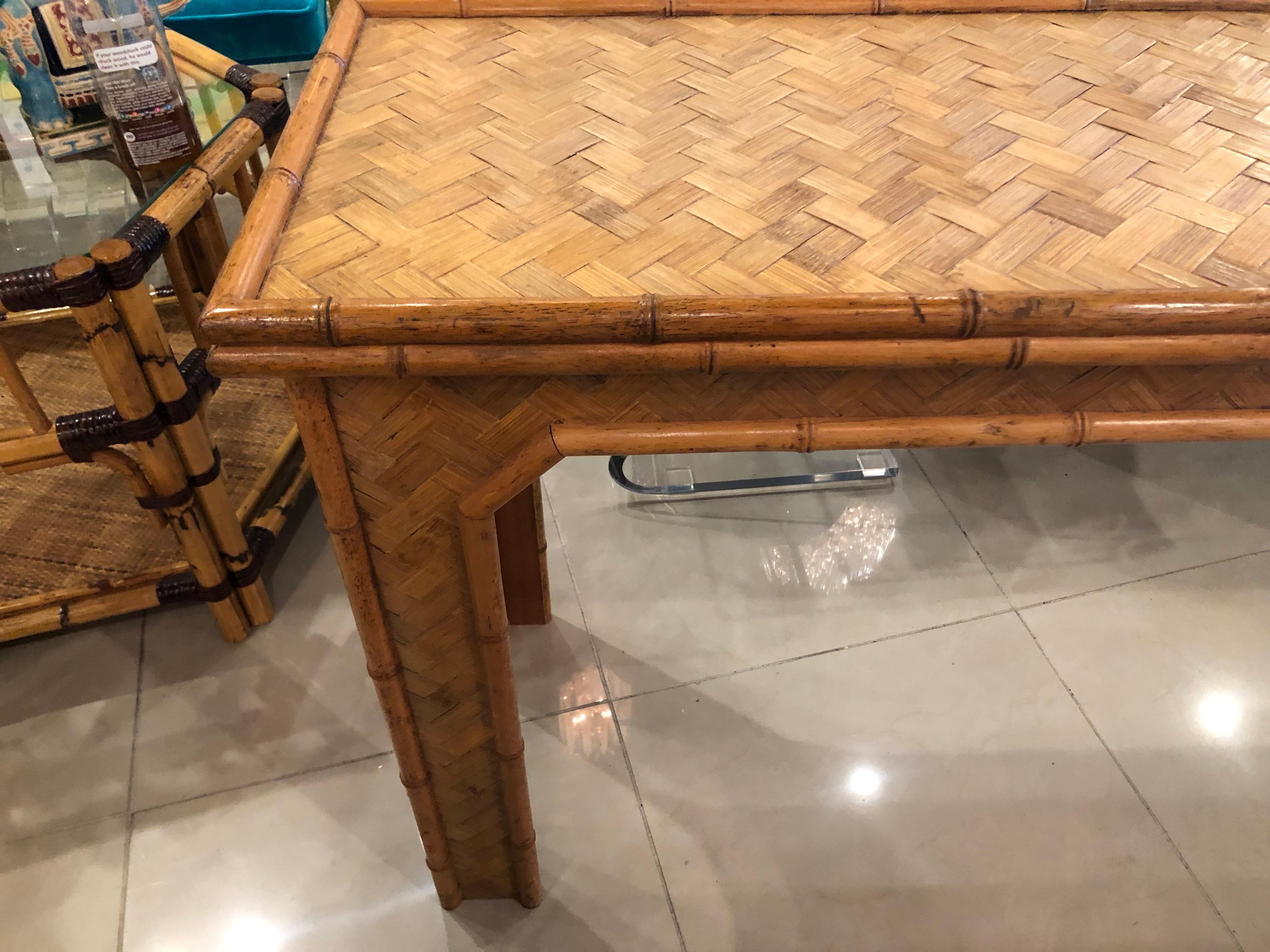 woven console