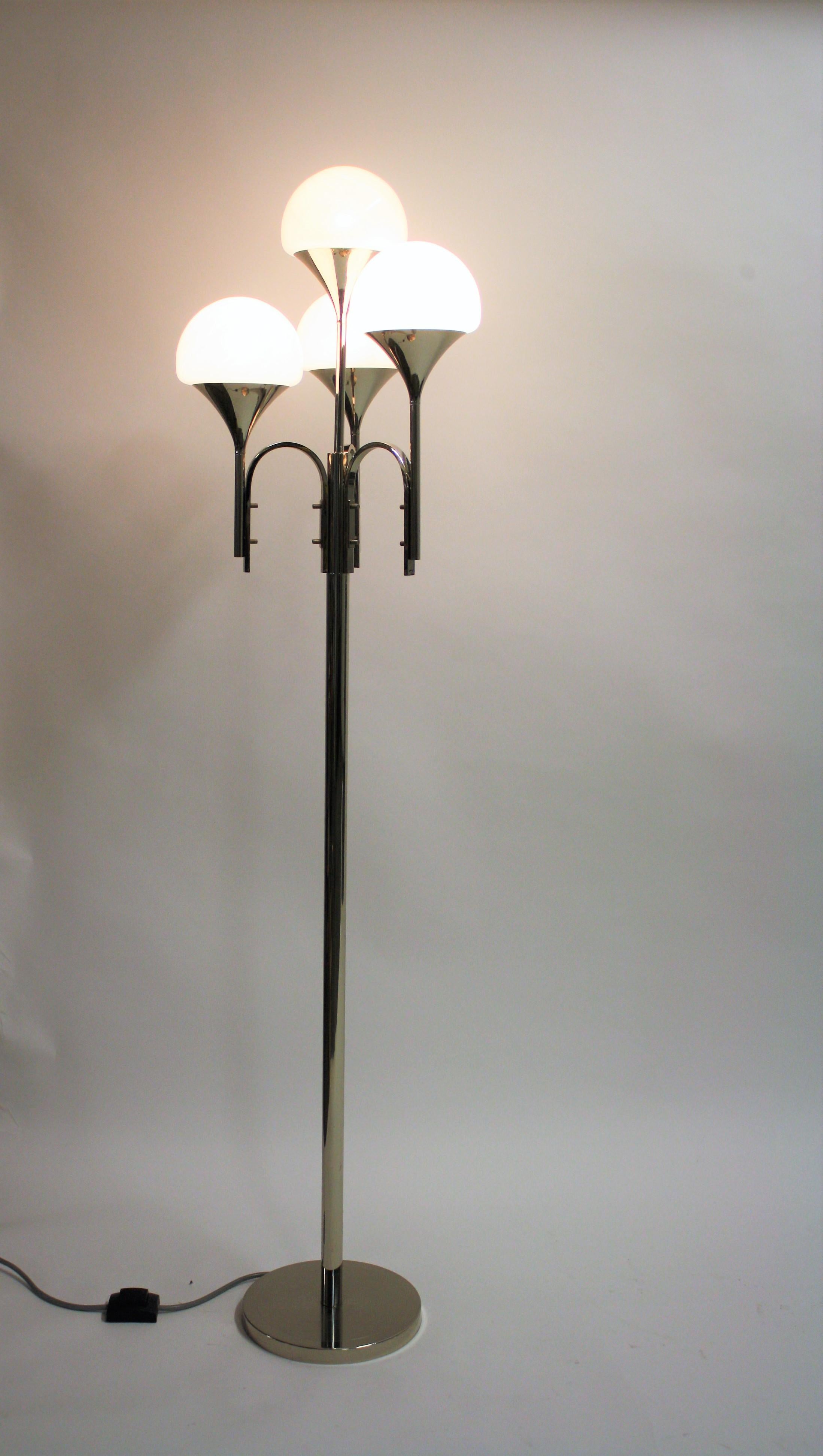 Mid-Century Modern Vintage Trumpet Floor Lamp by Reggiani, 1970s