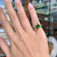 Anello vintage con tsavorite e diamanti taglio marquise in oro giallo 14k