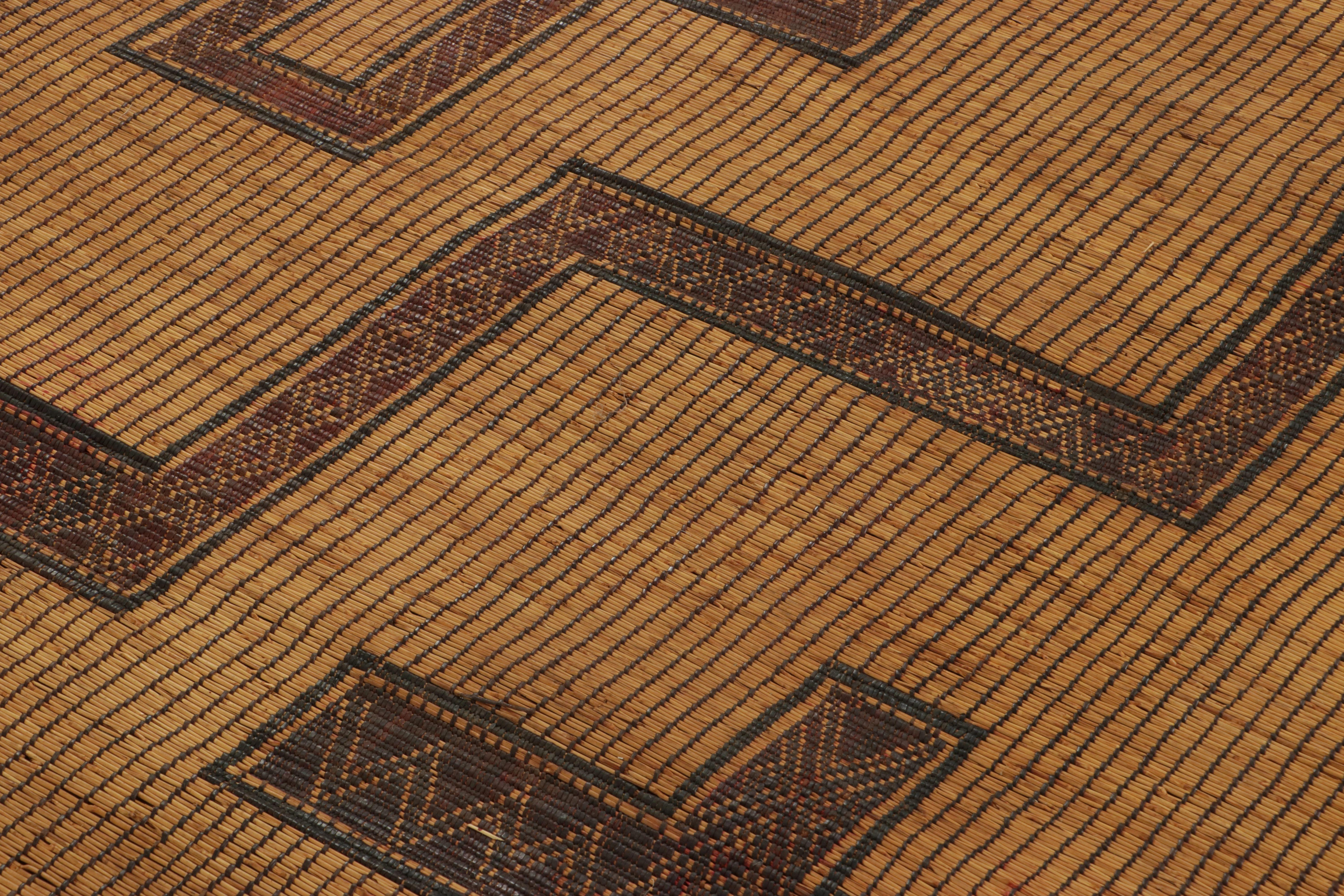 Vintage Tuareg Mat, Gold-Brown Tribal Geometric Patterns - Rug & Kilim In Good Condition For Sale In Long Island City, NY