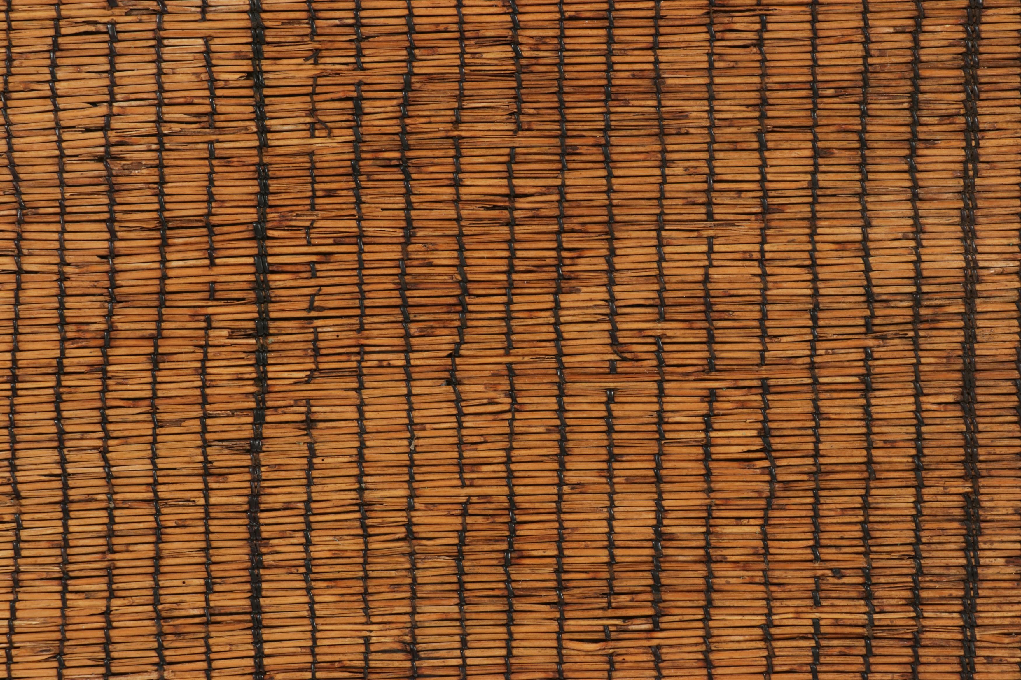 Vintage Tuareg Matte Läufer, warmes Beige mit satten braunen Streifen - Rug & Kilim (Stammeskunst) im Angebot