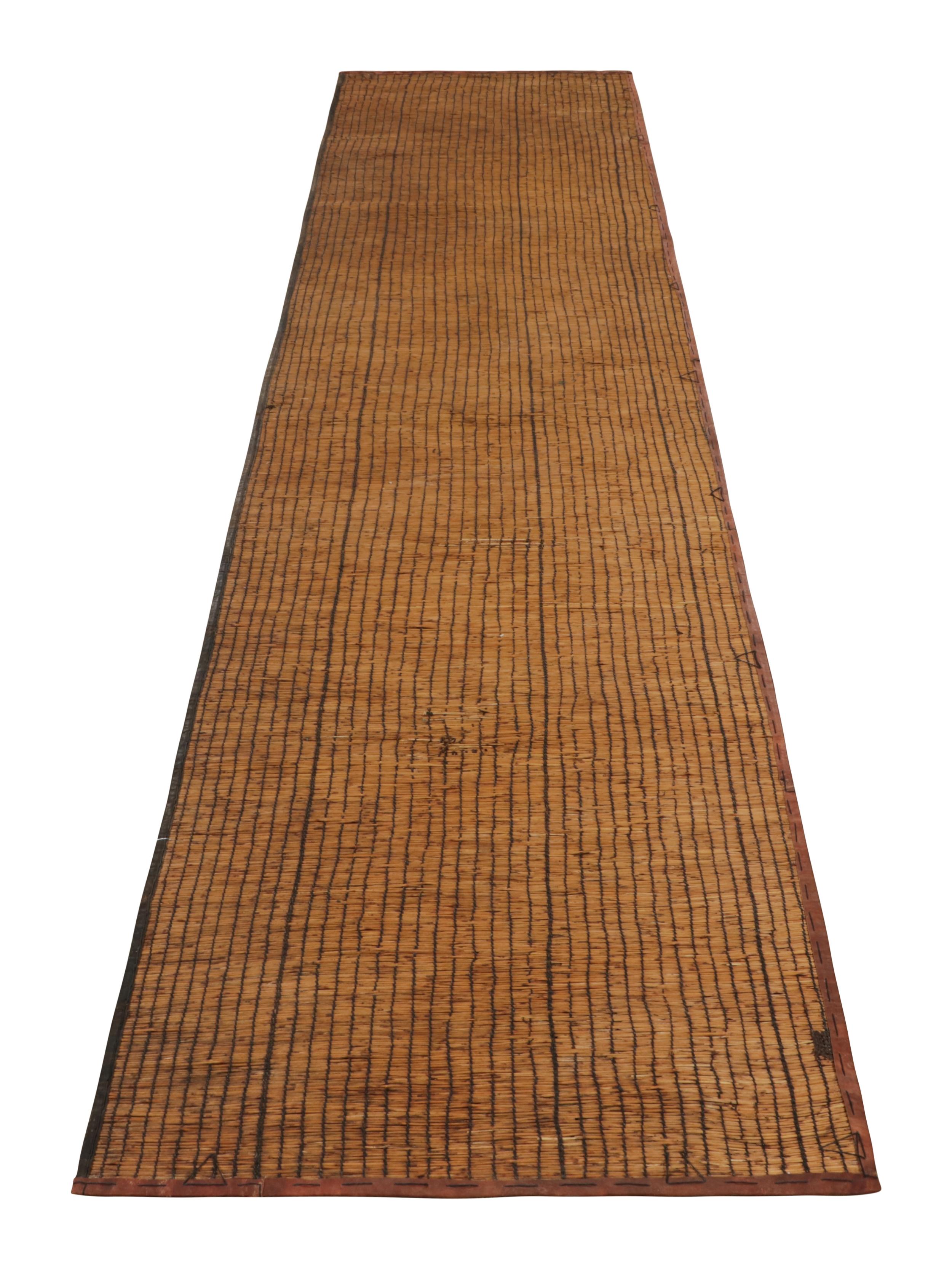 Vintage Tuareg Matte Läufer, warmes Beige mit satten braunen Streifen - Rug & Kilim (Handgeknüpft) im Angebot