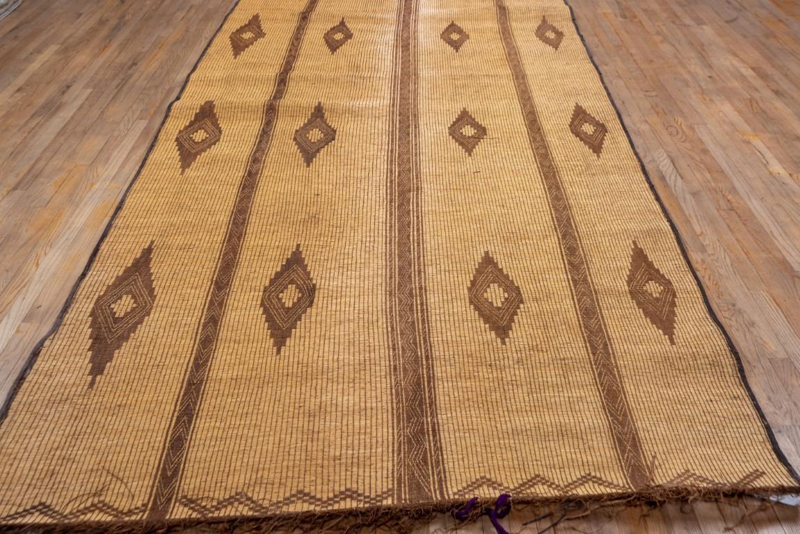 Vintage-Tuareg-Teppich mit braunen Rautenmustern (Malisch) im Angebot