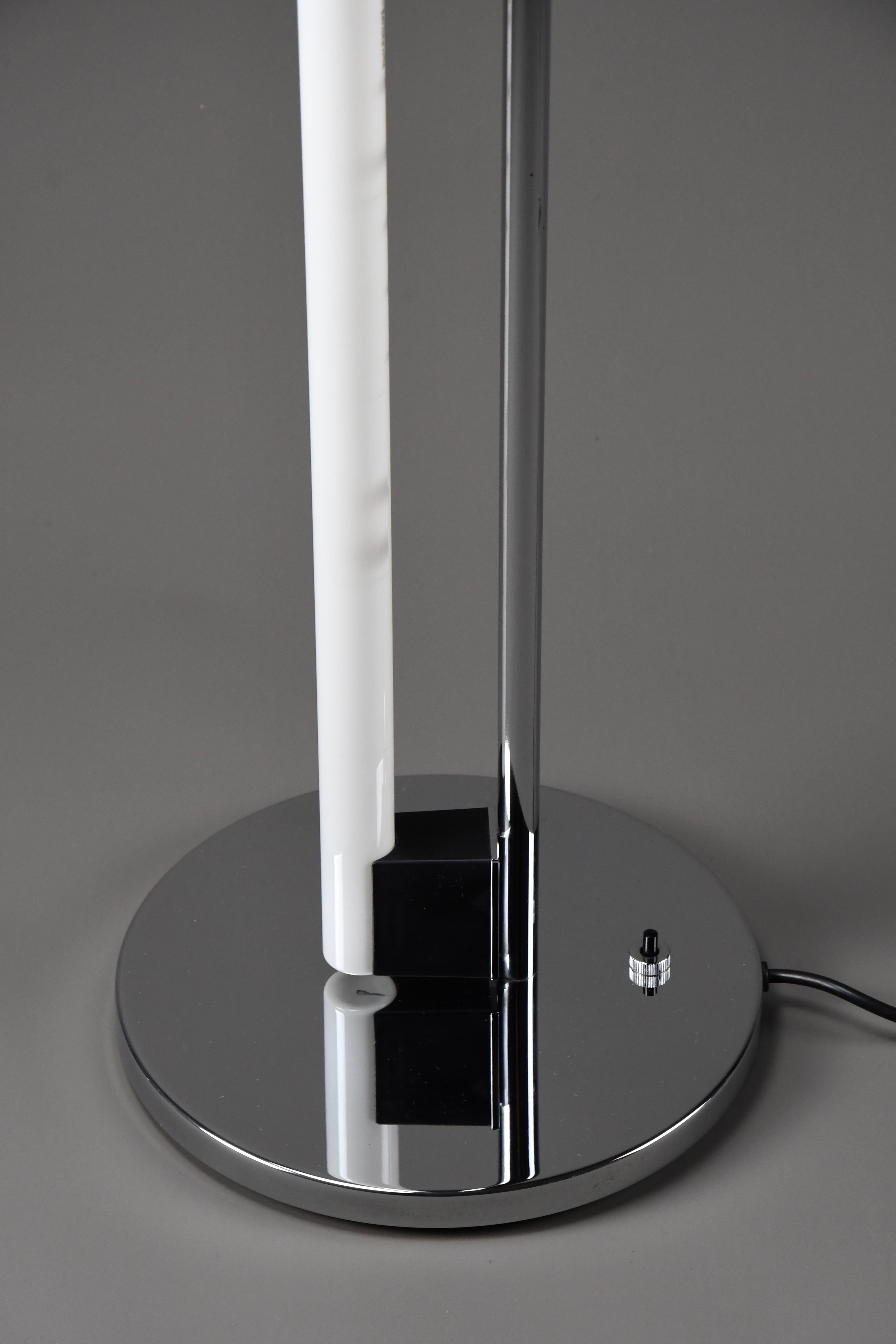 Lámpara de pie vintage Tube Light de Eileen Gray Art Decó en venta