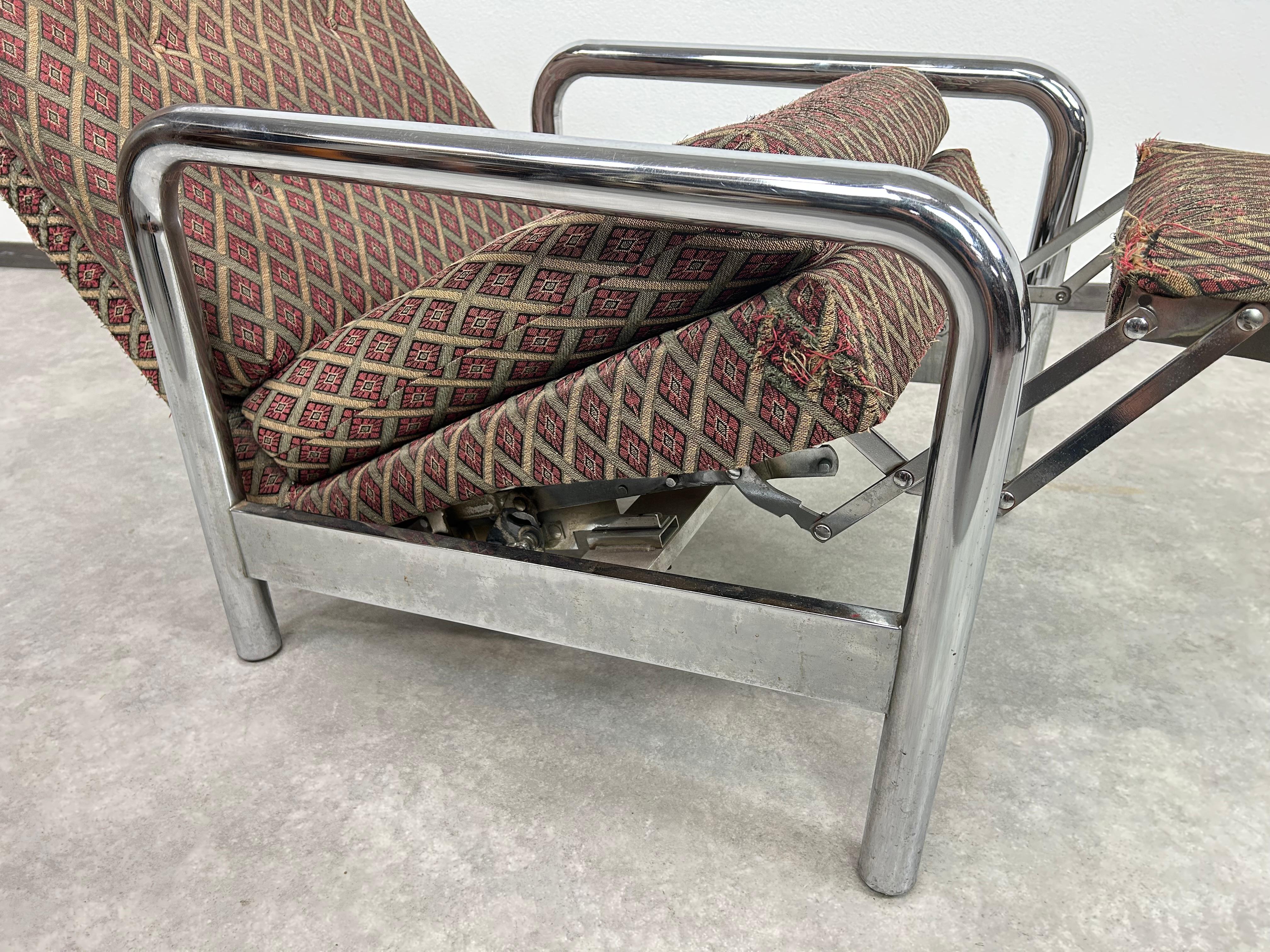 Fabric Vintage Tubular Chrome Recliner by Milo Baughman for James Inc./Thayer Coggin For Sale
