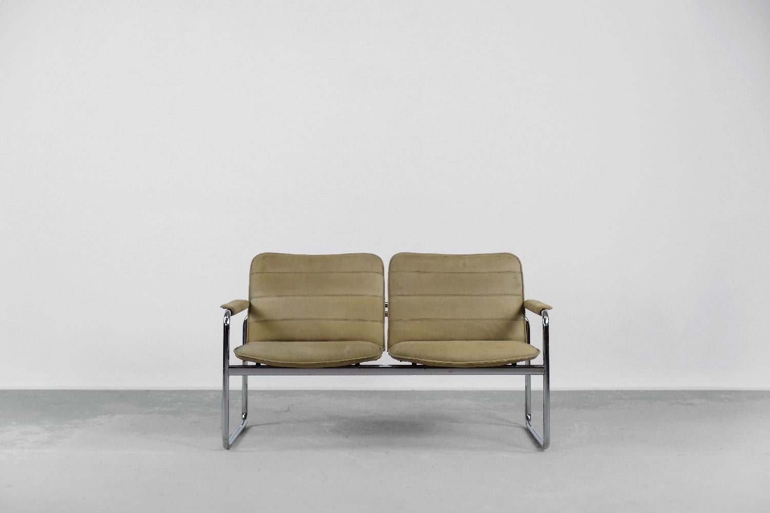 Zweisitziges Vintage-Sofa aus Stahlrohrleder mit Stahlrohr, 1960er Jahre (Deutsch) im Angebot