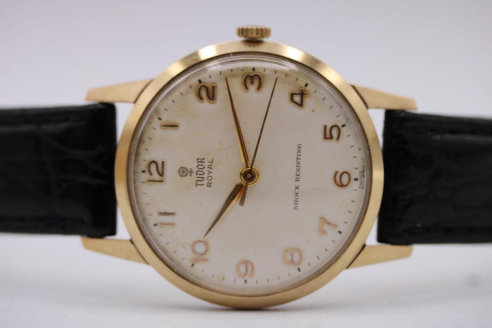 Vintage Tudor Royal - 1960er Jahre 9ct Gold Handaufzug Uhr im Angebot 1