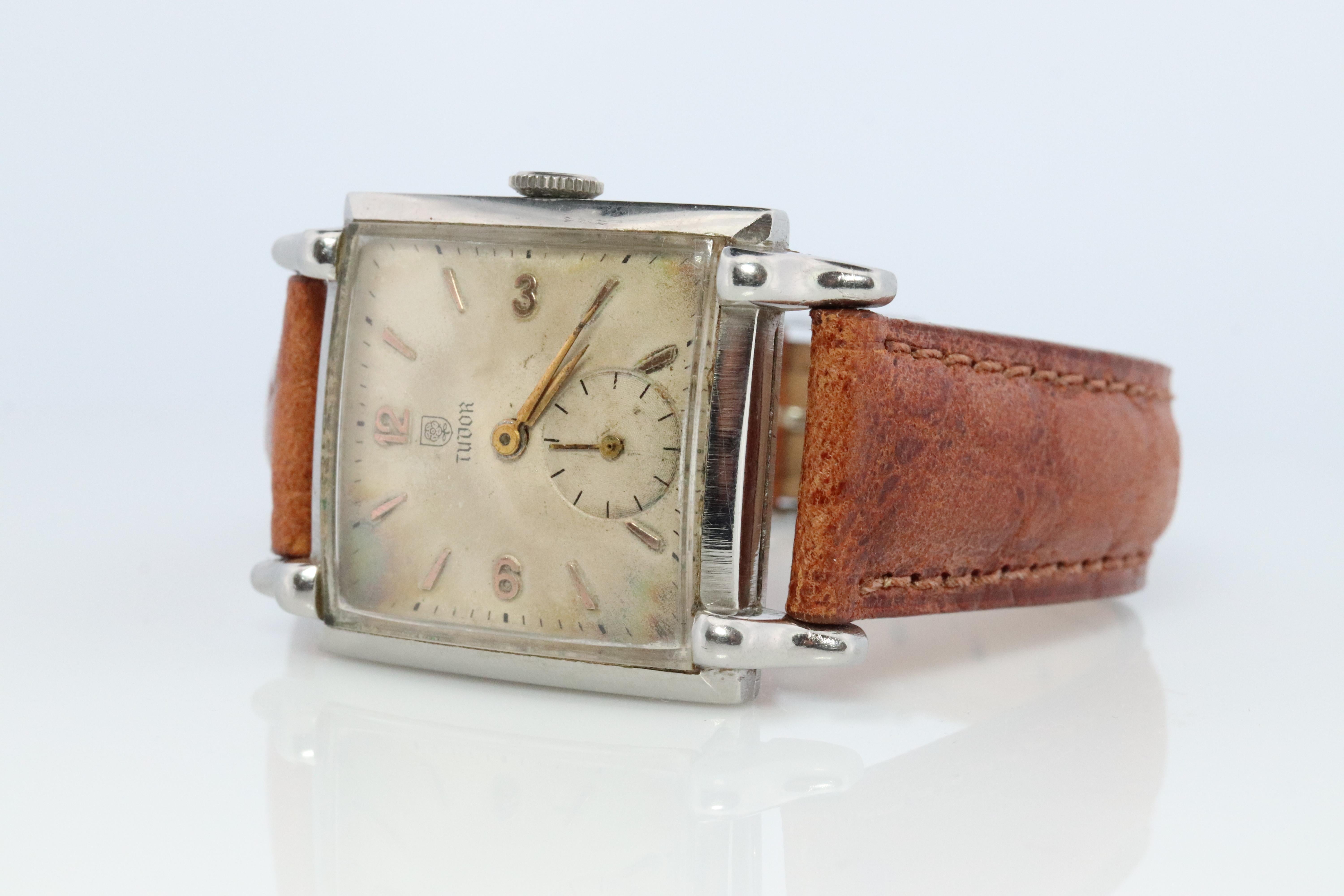 Men's Vintage TUDOR Watch. Square Tudor 812 Manual Windup Wrist Watch. For Sale