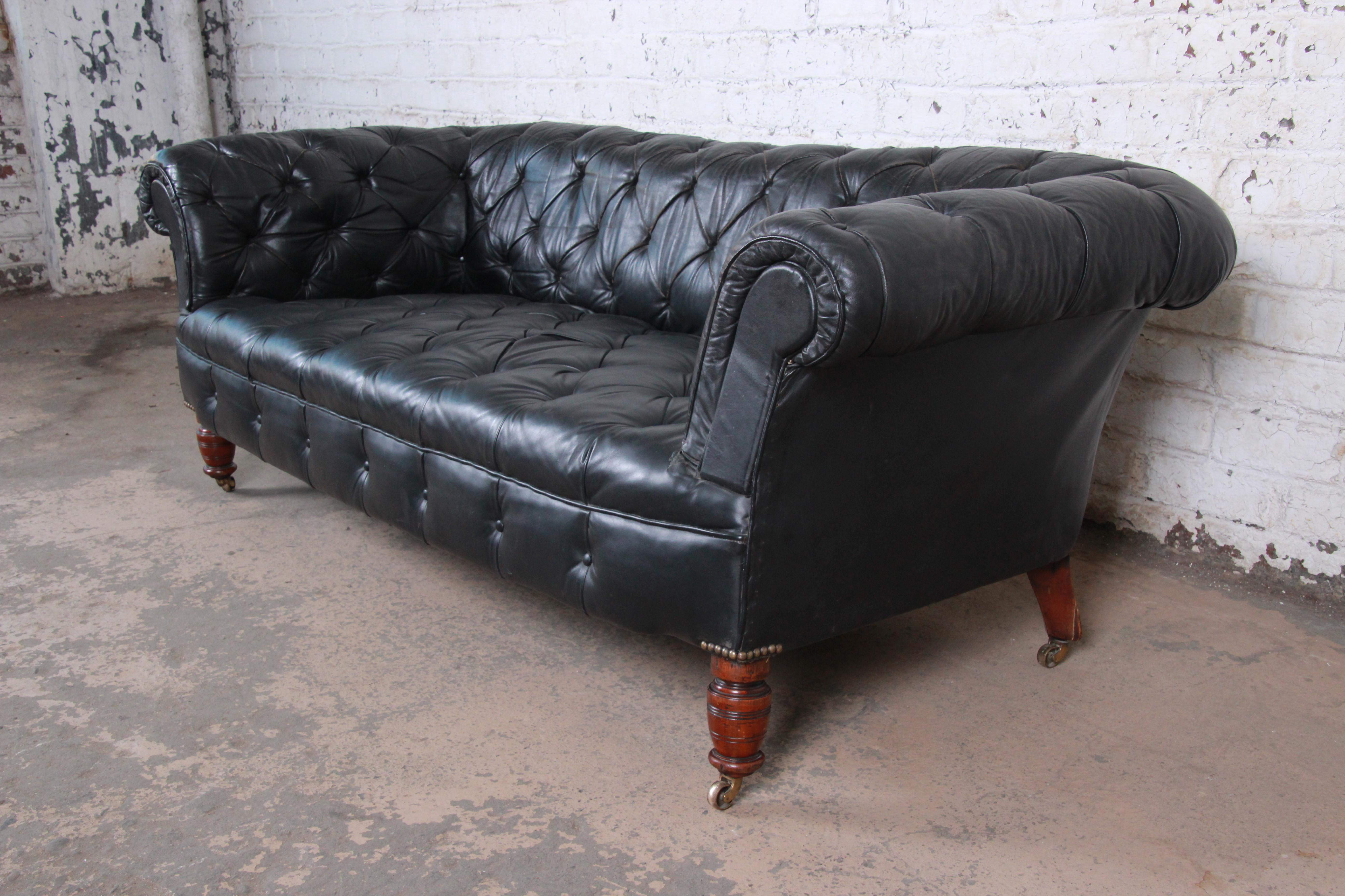 Vintage Tufted Black Leather Chesterfield Sofa, circa 1960s 1