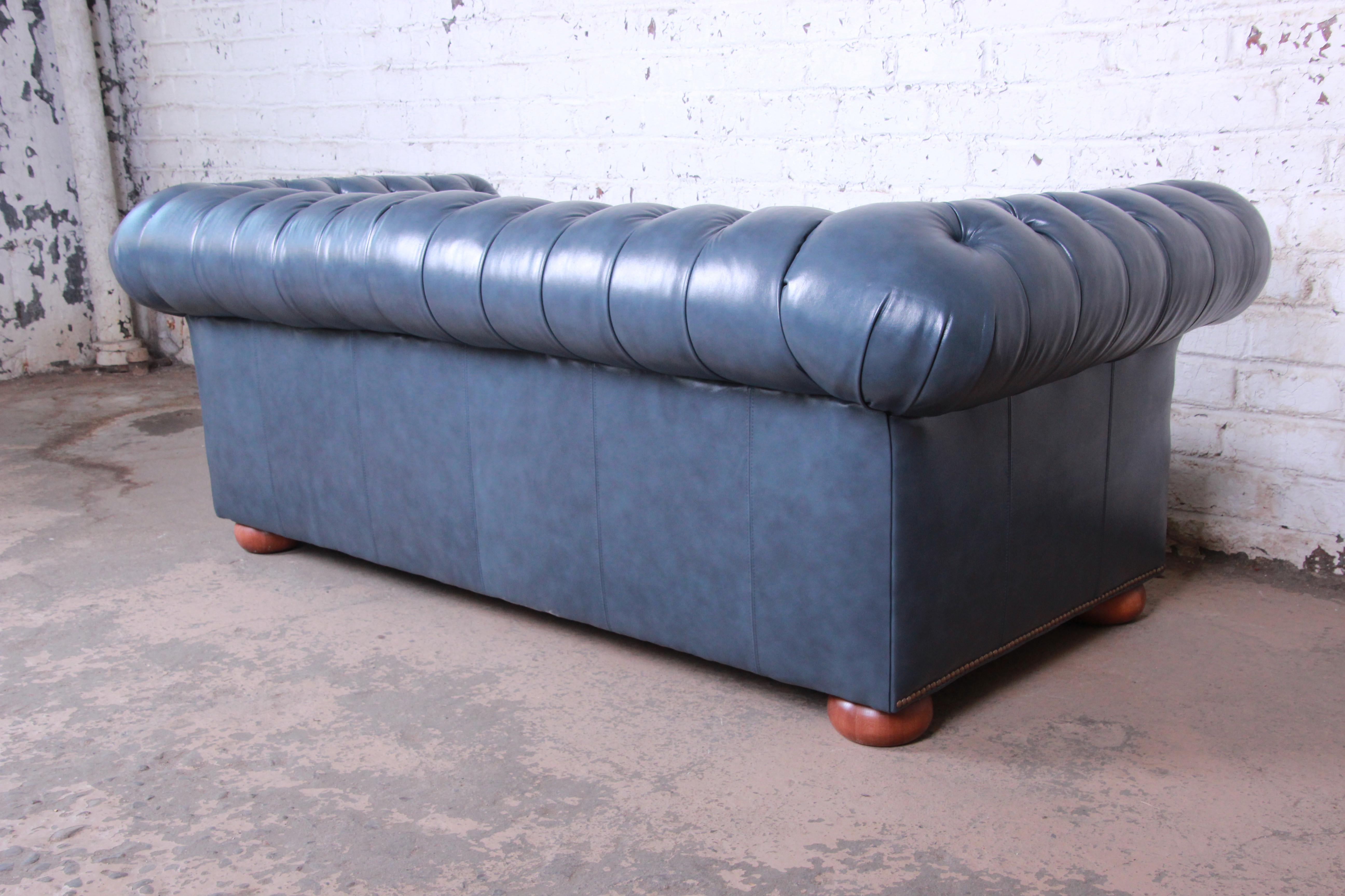 Vintage Tufted Blue Leather Chesterfield Sofa 3