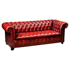 Vintage Tufted Leather Chesterfield Sofa in Red