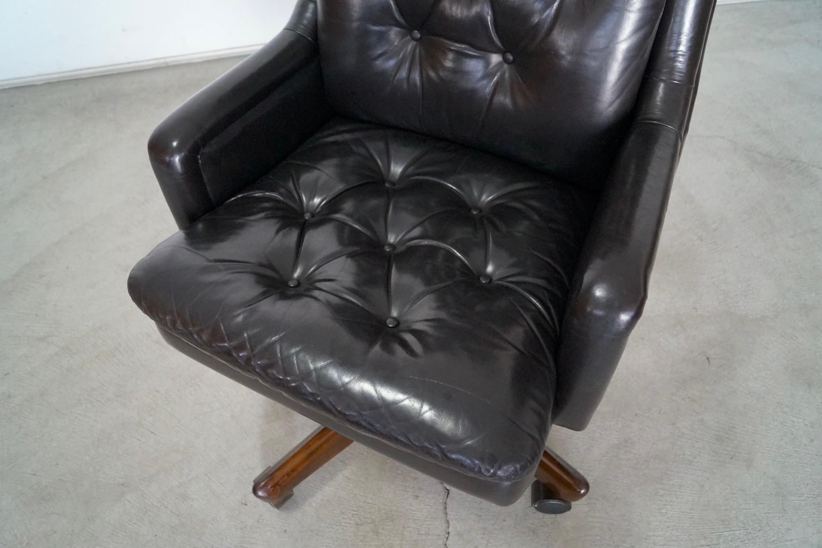 Vintage Tufted Leather Monteverdi-Young Executive Office Desk Chair 9